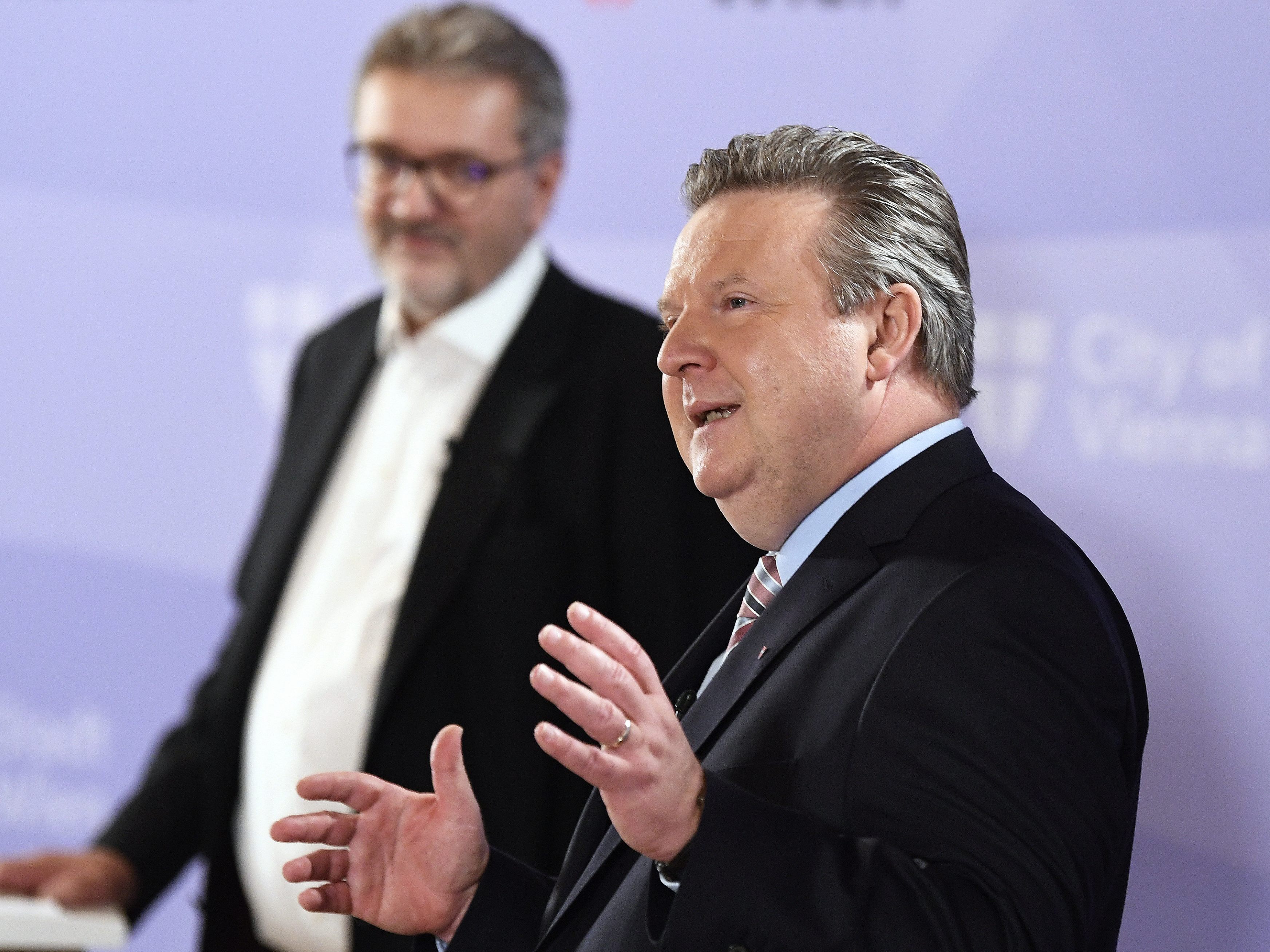 Zum Start der Impfaktion gibt es ein Pressegespräch mit Ludwig und Hacker. Zum Start der Impfaktion gibt es ein Pressegespräch mit Ludwig und Hacker.