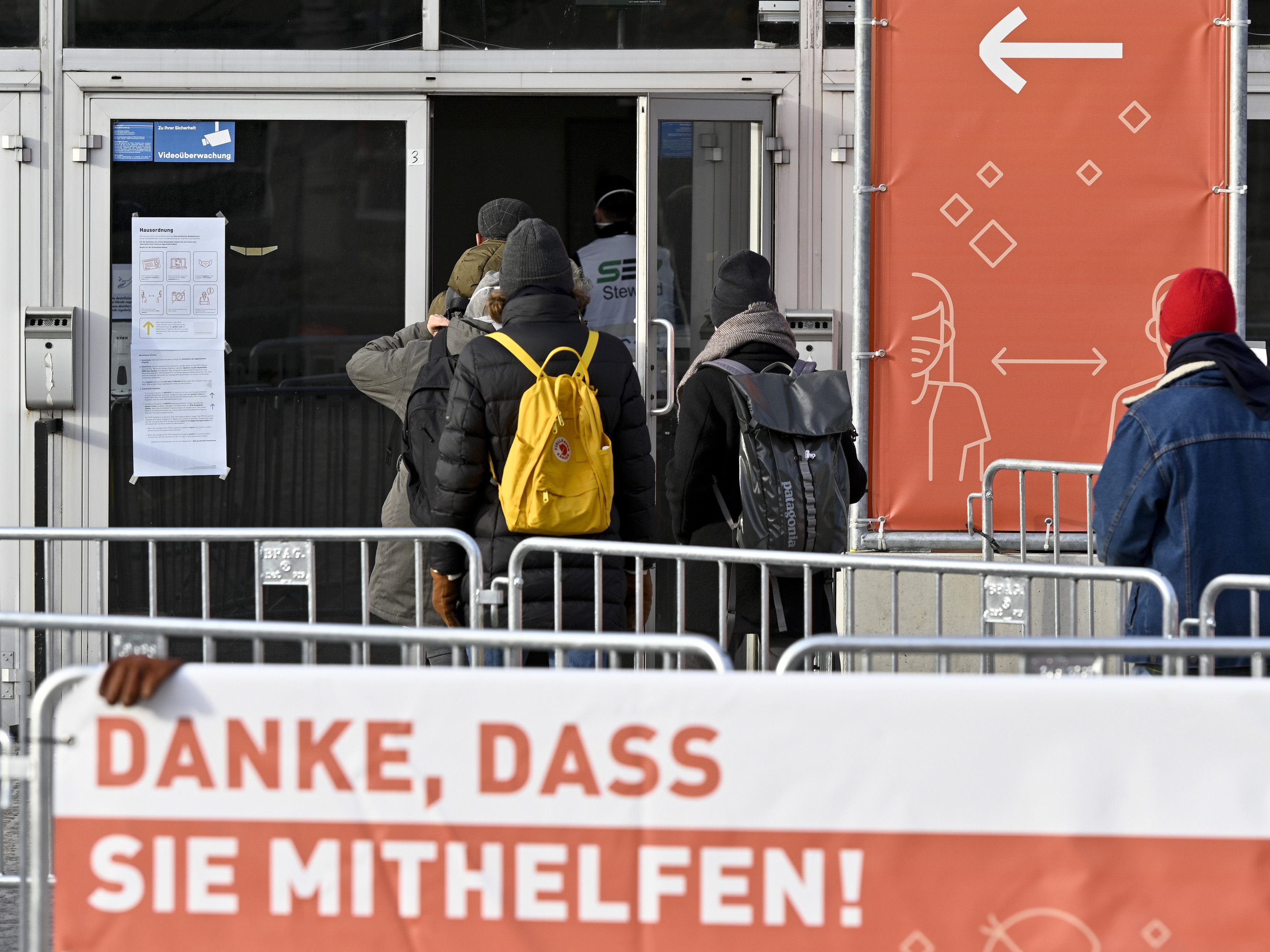 Die zweite Runde der Corona-Massentests läuft noch bis diesen Sonntag. Die zweite Runde der Corona-Massentests läuft noch bis diesen Sonntag.