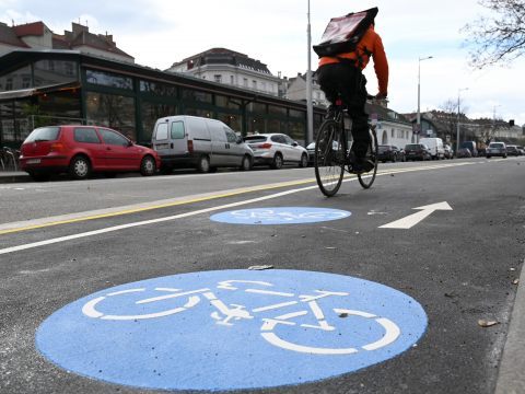 Das Förderbudget für saubere Mobilität wurde 2020 fast verzehnfacht. Das Förderbudget für saubere Mobilität wurde 2020 fast verzehnfacht.