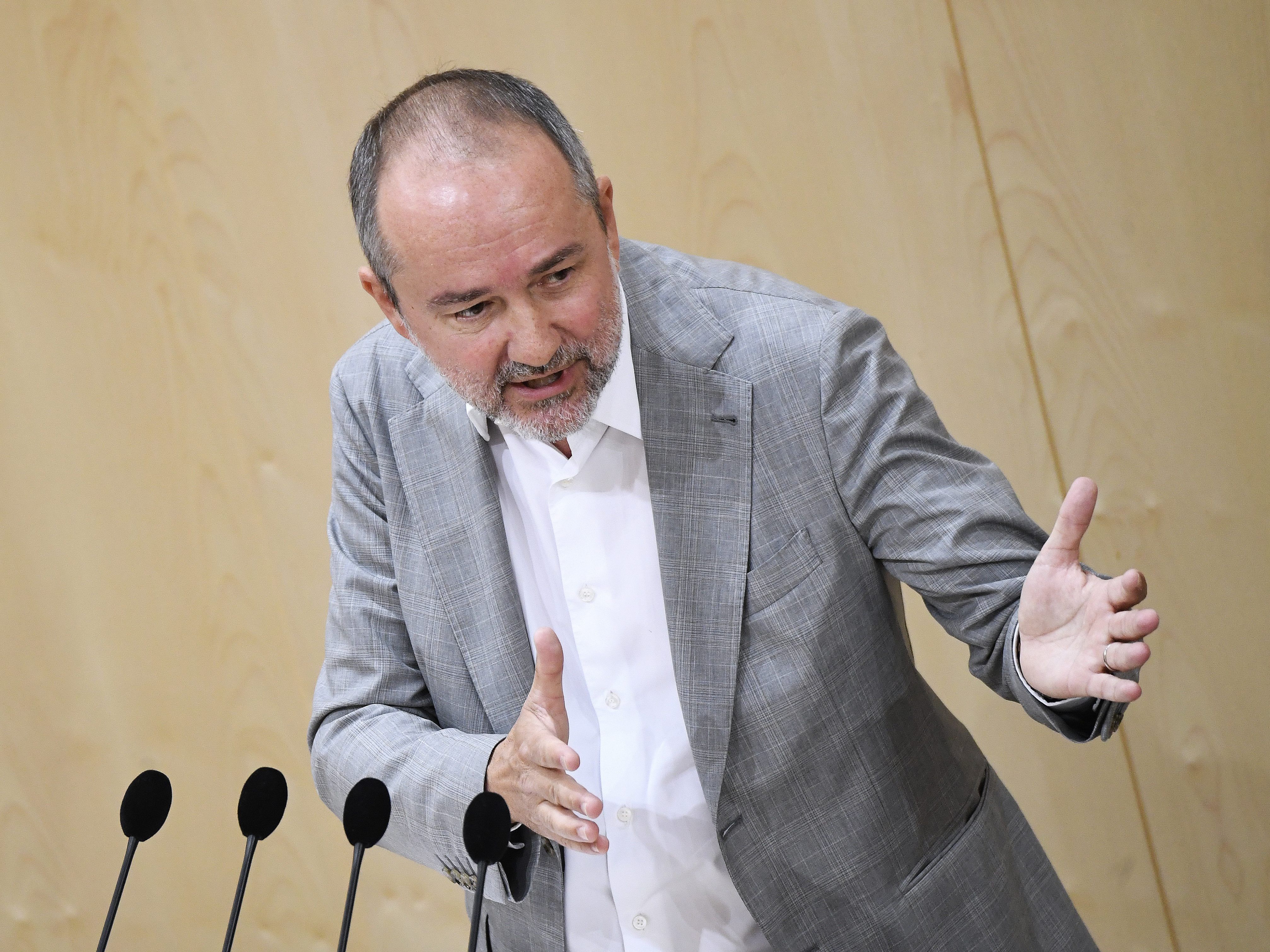 Drozda geht davon aus, dass auch die Regierungsparteien seinem Vorschlag zustimmen werden.