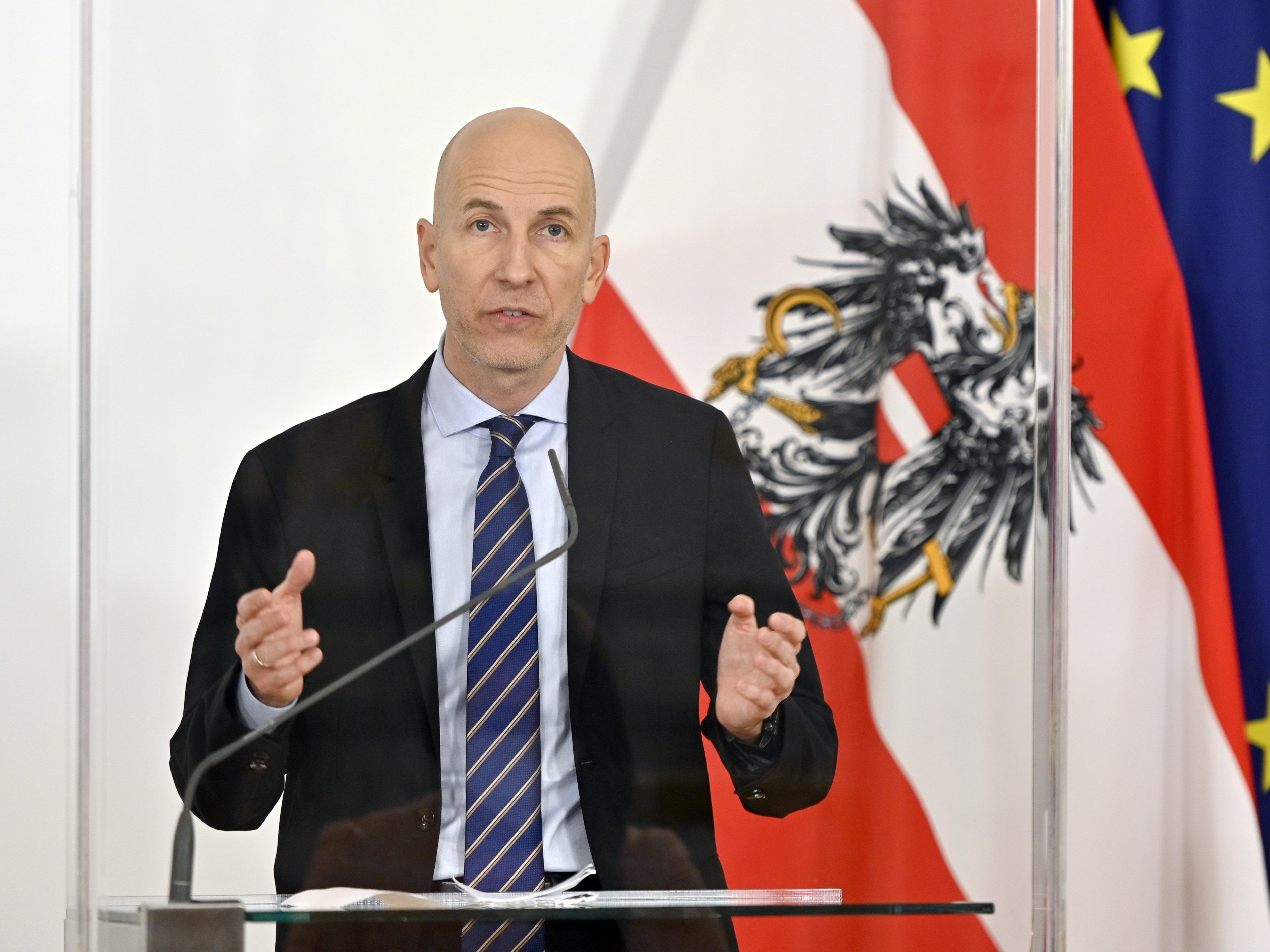 LIVE-Stream: Arbeitsminister zur aktuellen Lage am österreichischen Arbeitsmarkt.