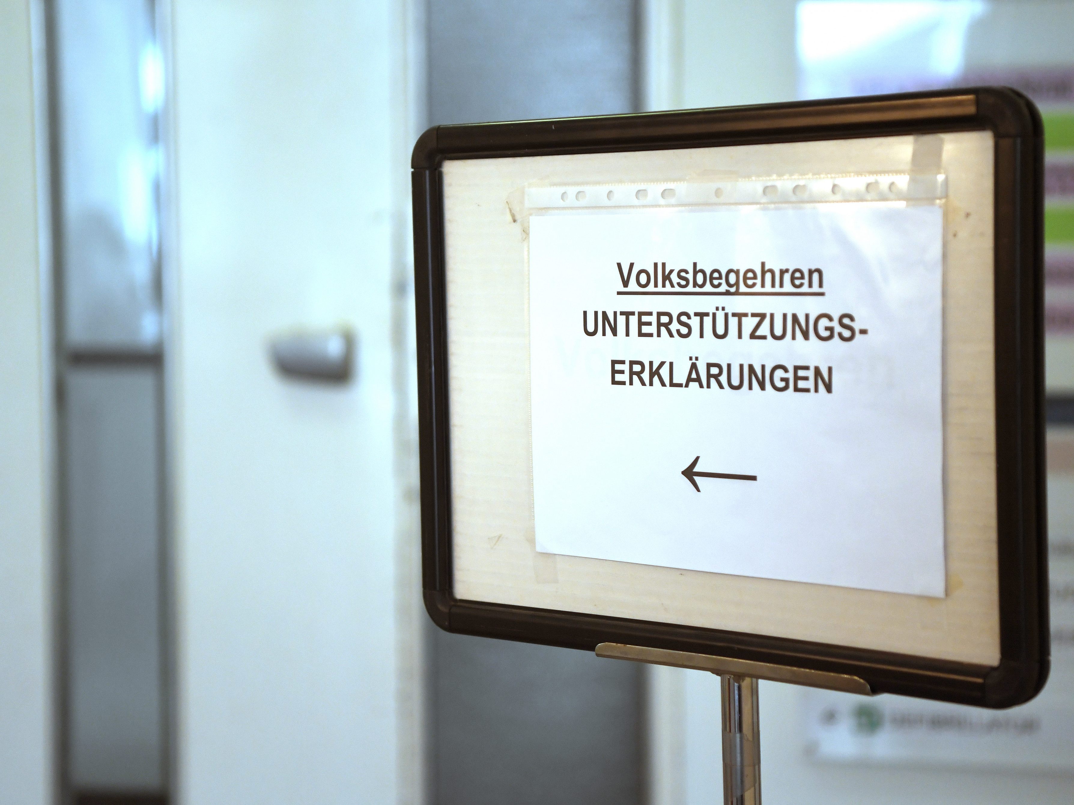 Das Volksbegehren "Ethik für alle" ist seiner Umsetzung einen Schritt näher gekommen Das Volksbegehren "Ethik für alle" ist seiner Umsetzung einen Schritt näher gekommen