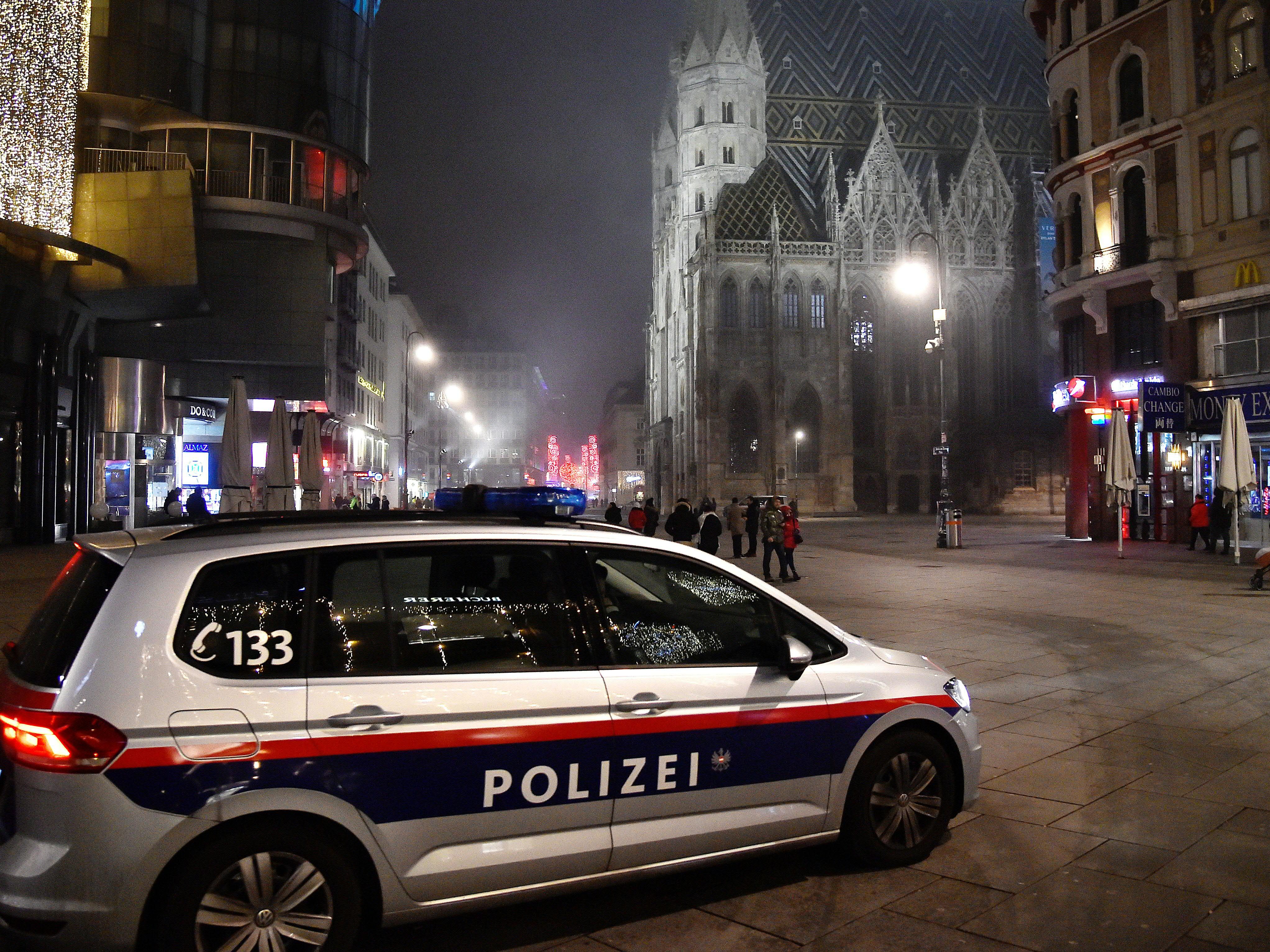 Polizei zur Silvesternacht: Weniger Einsätze in ganz Österreich. Polizei zur Silvesternacht: Weniger Einsätze in ganz Österreich.