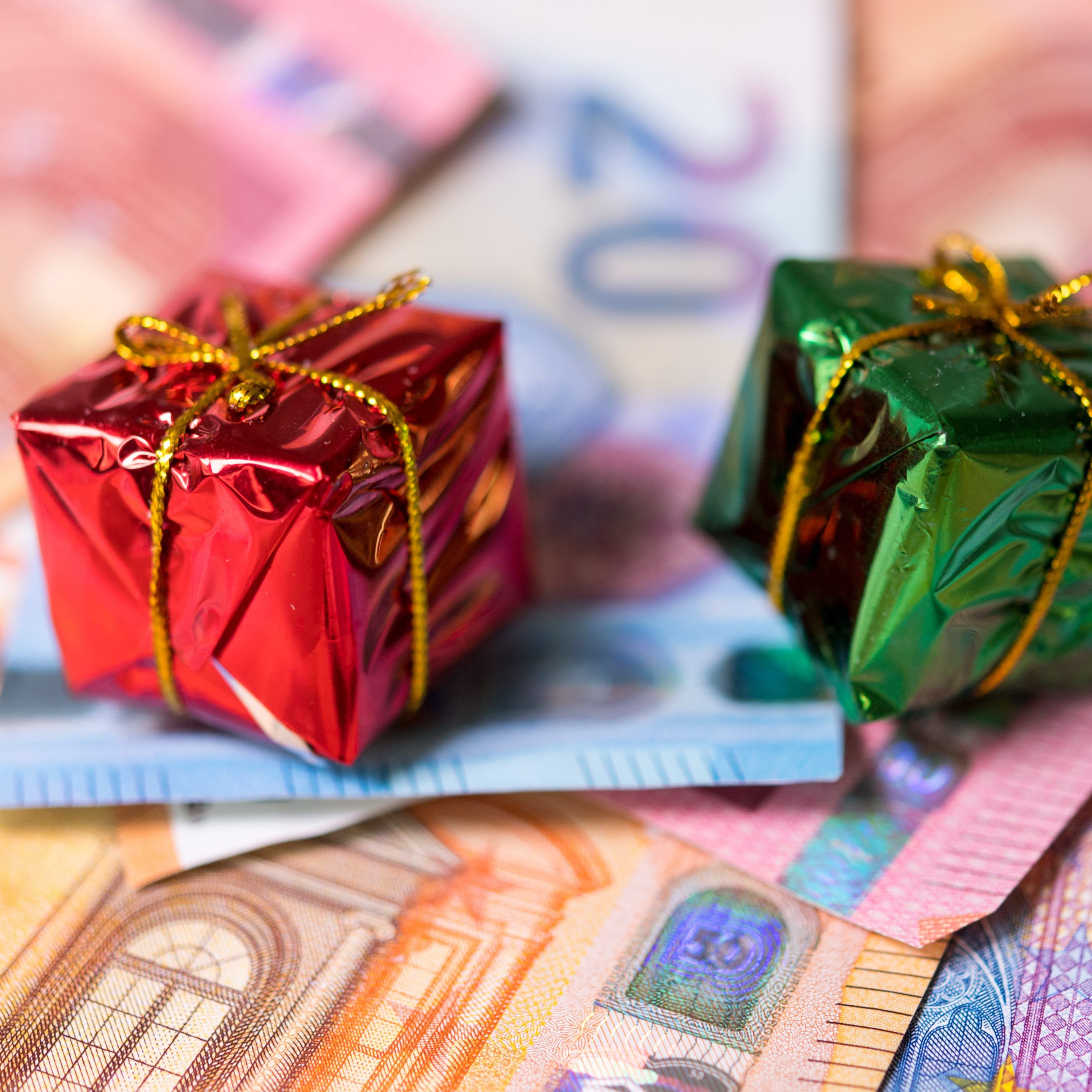 Rückerstattung nun für laufzeitabhängige und laufzeitunabhängige Kosten.