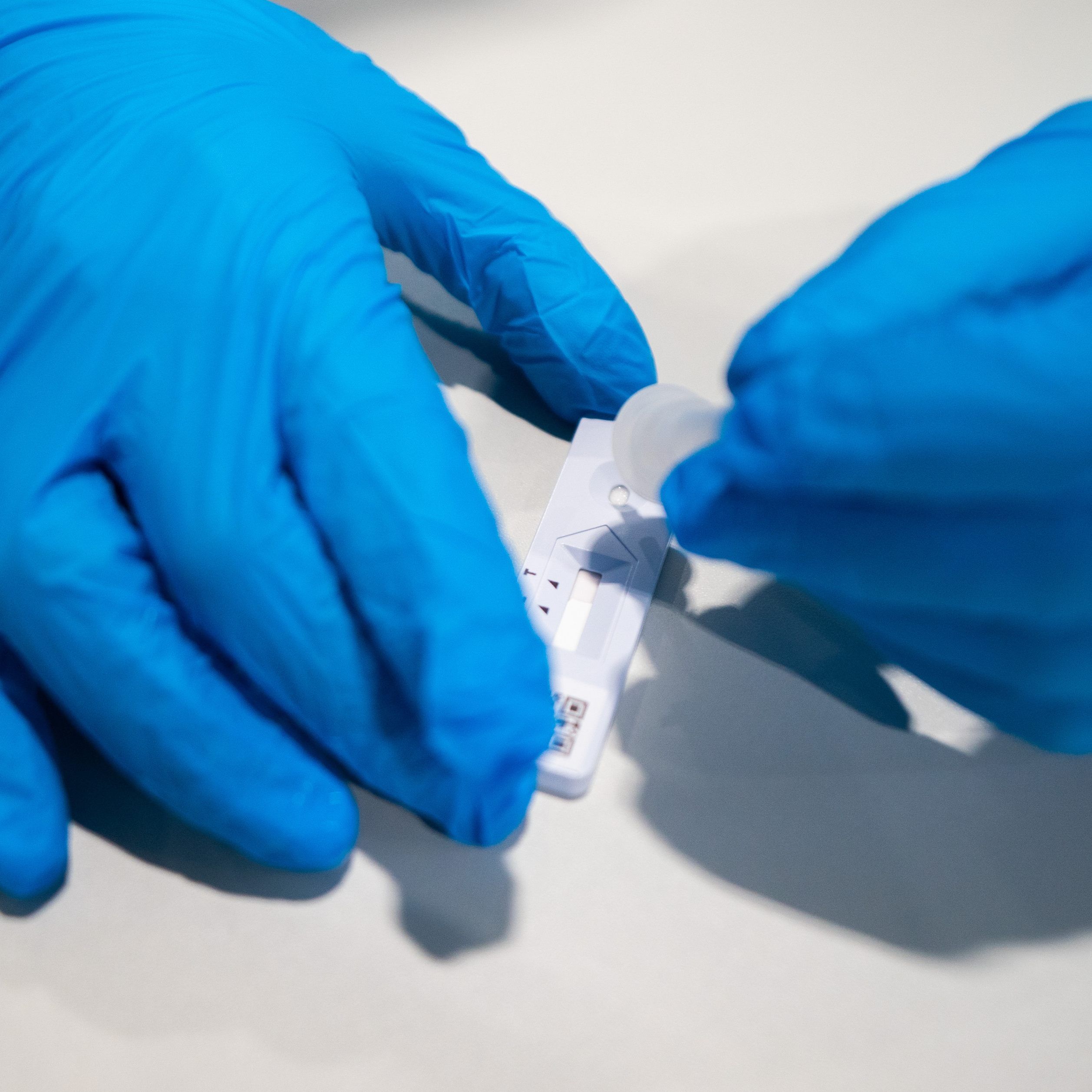 Sozialpartner beschlossen Generalkollektivvertrag zum Testen.