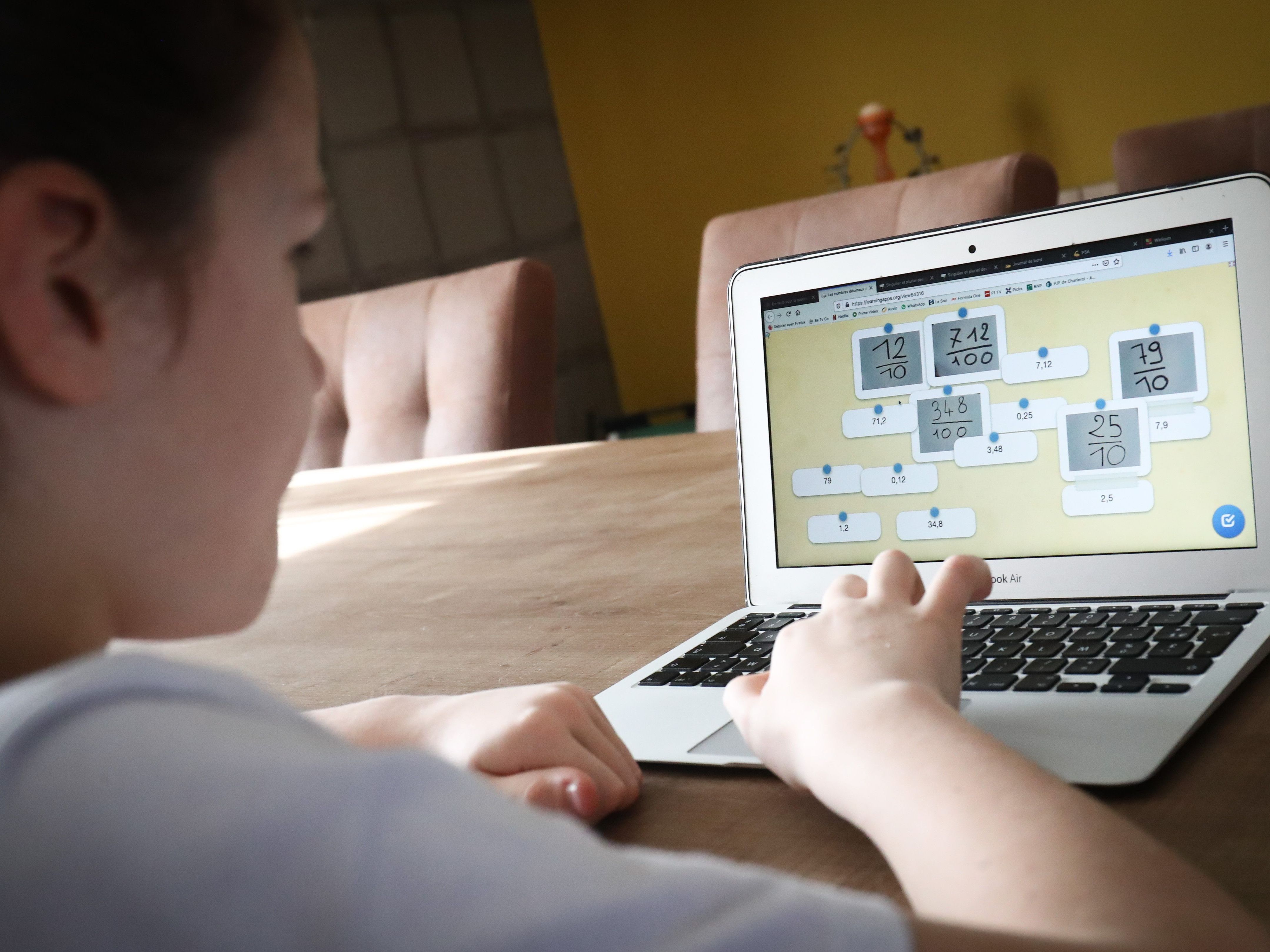 Für Kinder gibt es in den Ferien ein umfangreiches digitales Angebot. Für Kinder gibt es in den Ferien ein umfangreiches digitales Angebot.