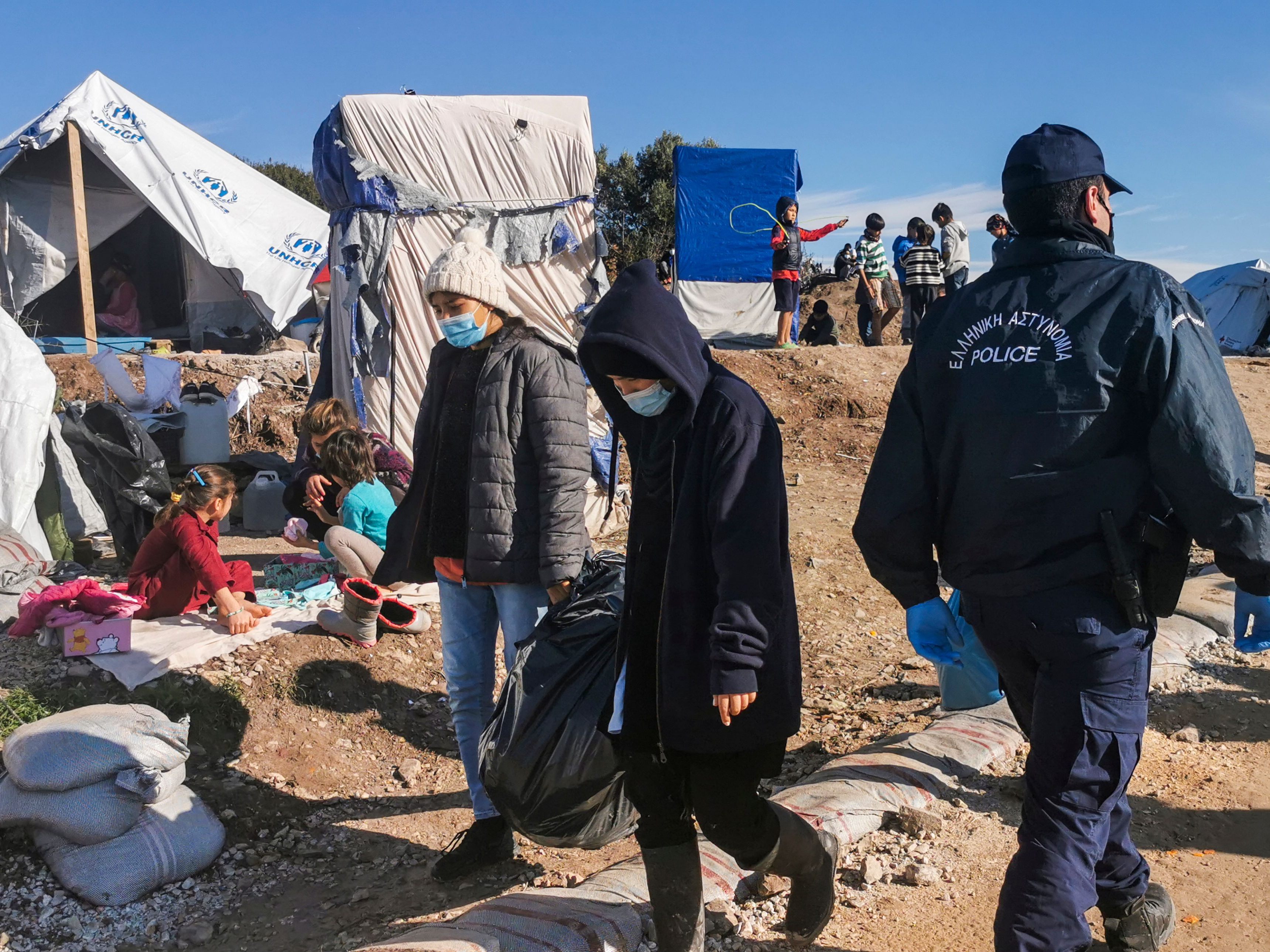 Offener Brief an Bundespräsident und Bundesregierung zur Situation in Kara Tepe und Lipa