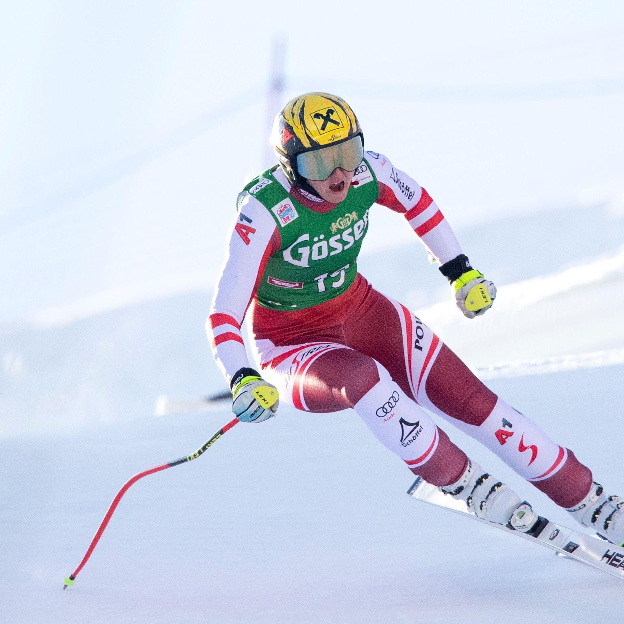 Nina Ortlieb kämpft in St. Anton um den Sieg.