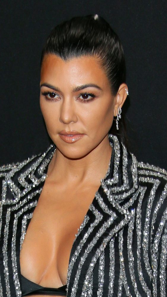 Travis Barker und Kourtney Kardashian sollen laut Insidern ein Paar sein.