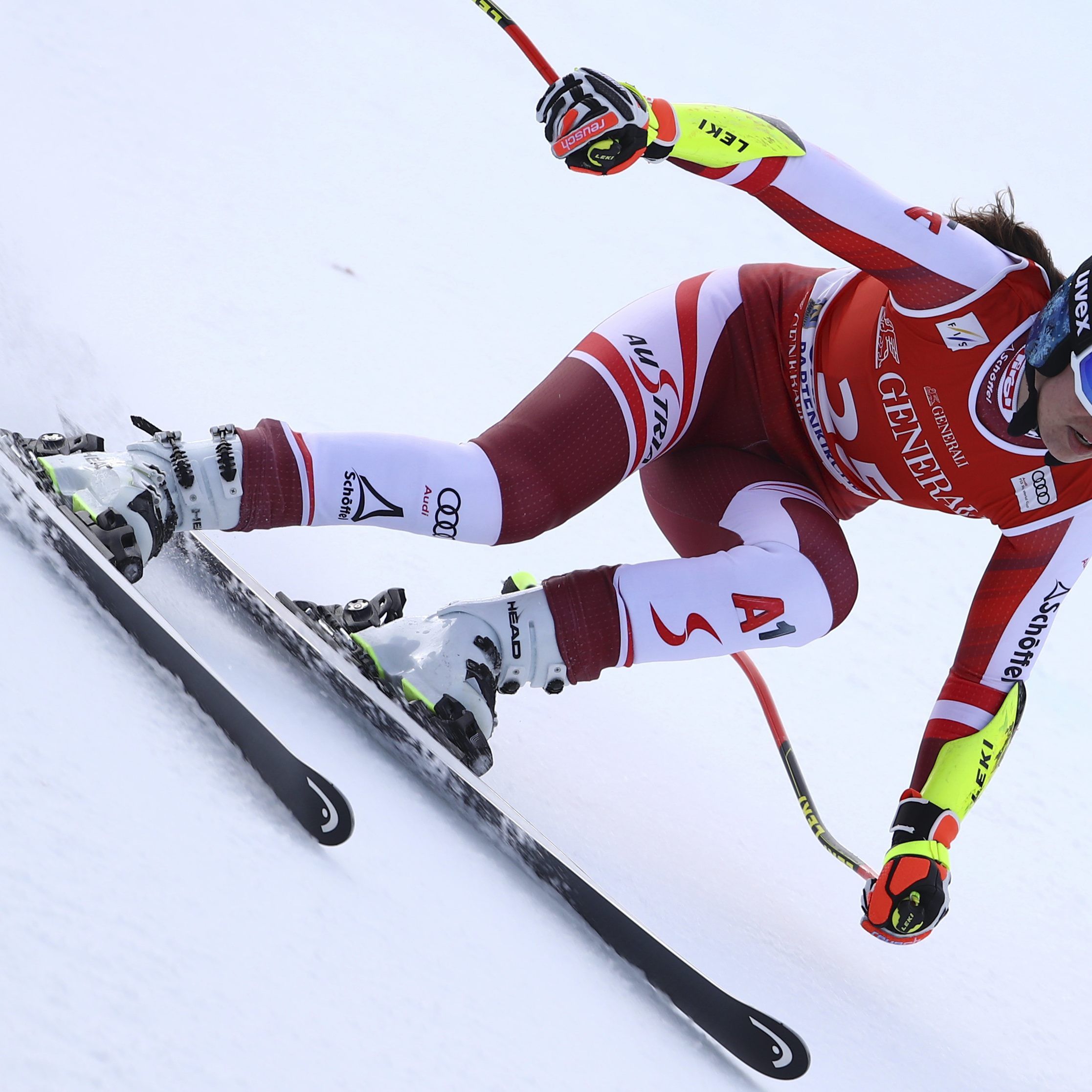 Christine Scheyer zeigte im ersten Super G am Samstag auf.