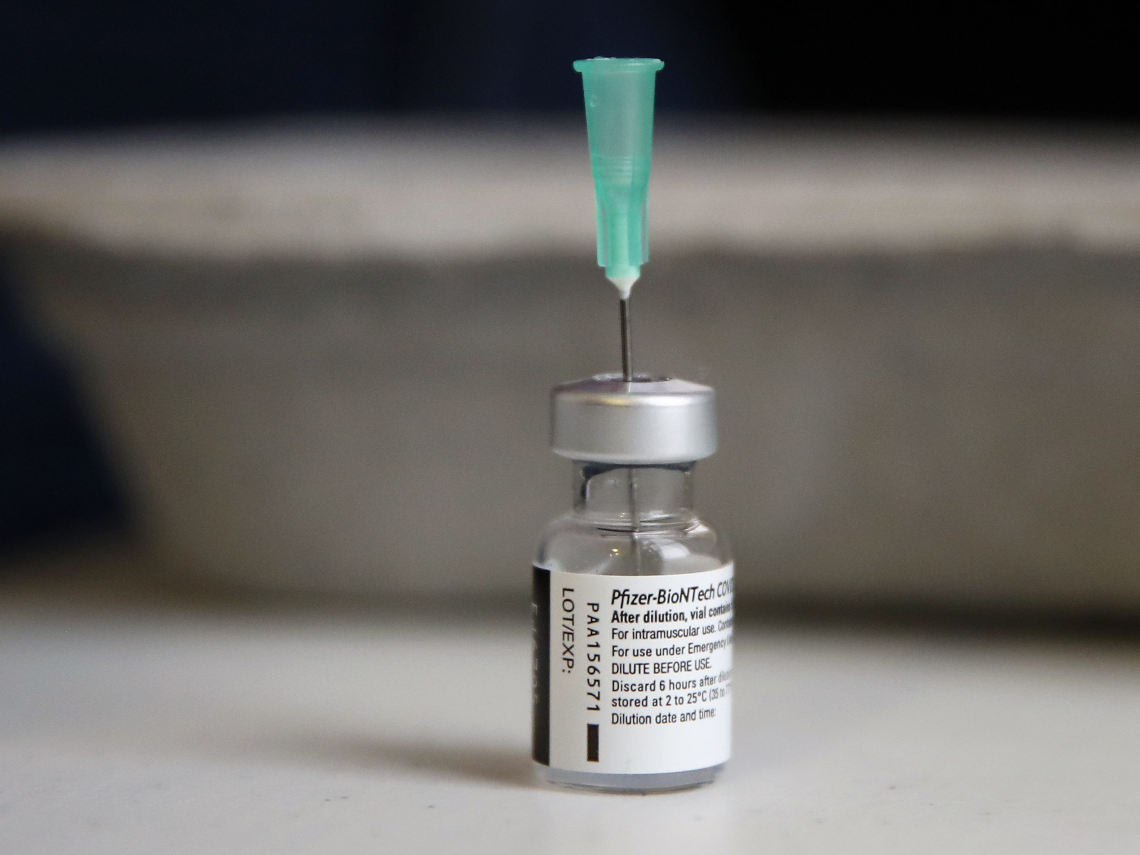 Der übrig gebliebene Corona-Impfstoff wurde an 13 Anstaltsfremde verimpft.