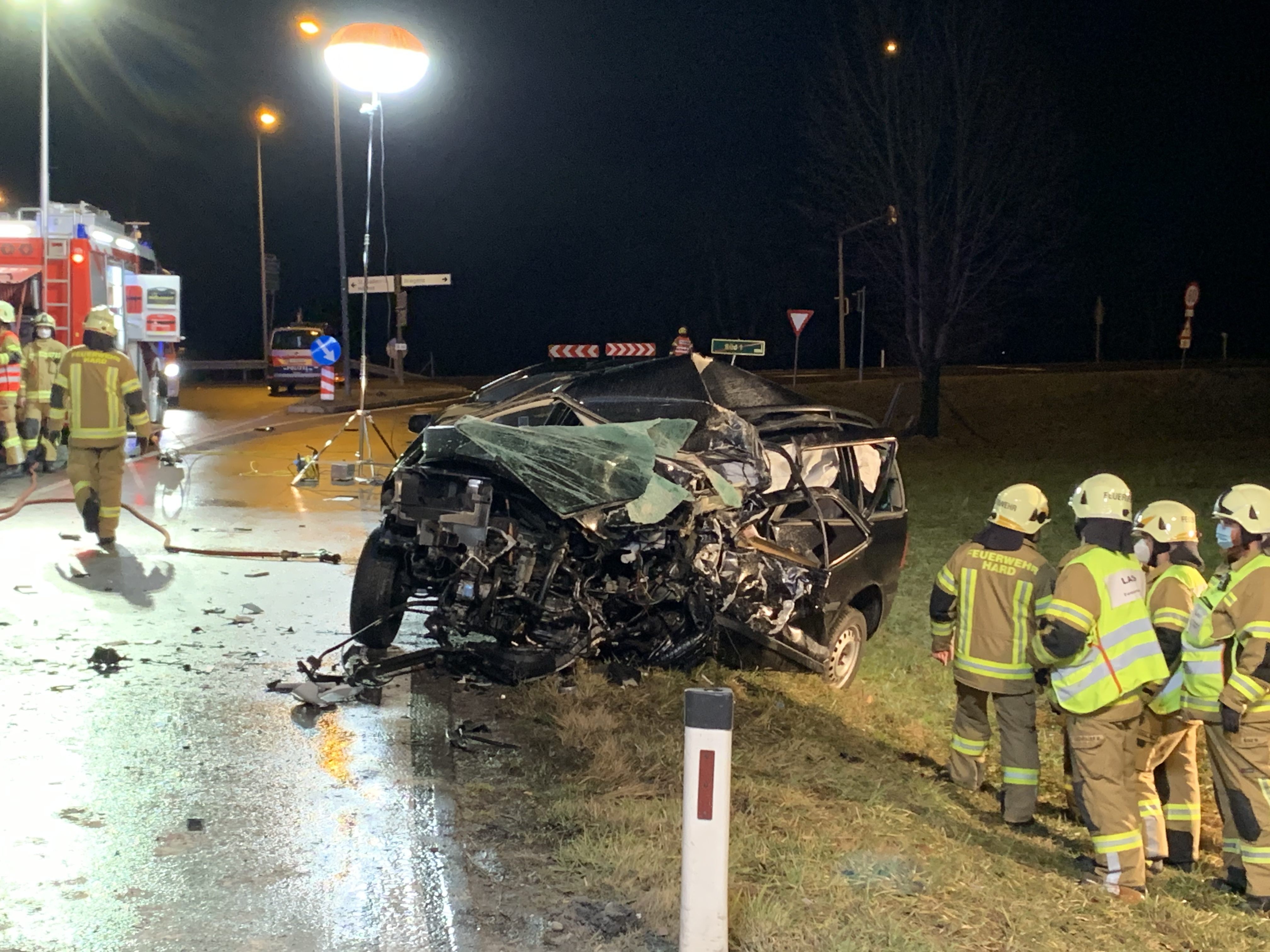 Ein 56-Jähriger starb bei einem Unfall in Hard. Ein 56-Jähriger starb bei einem Unfall in Hard.