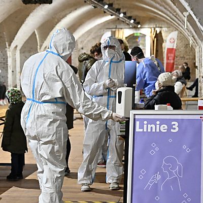 Drei Wochen nach den Lockerungen täglich mehr als 2.000 neue Fälle