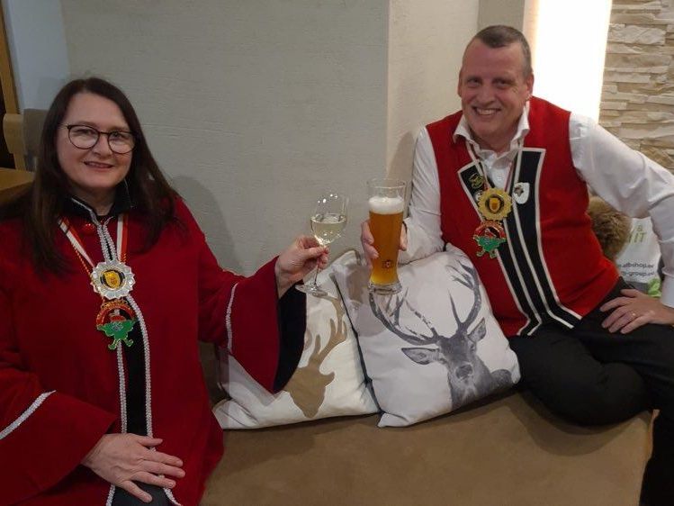 Obfrau Monika Dobler und OK Chef Peter Speckle freuen sich auf den größten Rankweiler Umzug Obfrau Monika Dobler und OK Chef Peter Speckle freuen sich auf den größten Rankweiler Umzug