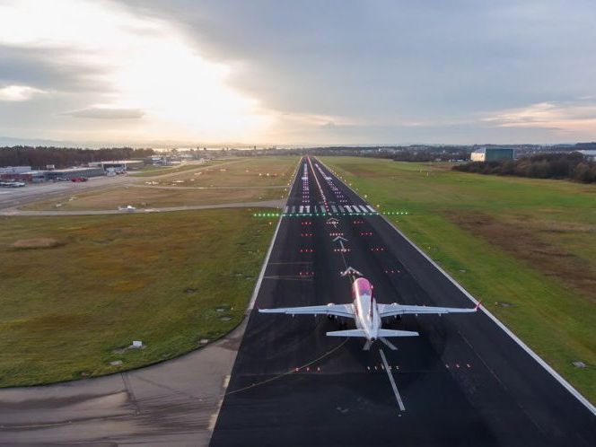 Derzeit nur etwa ein Flug pro Woche Derzeit nur etwa ein Flug pro Woche
