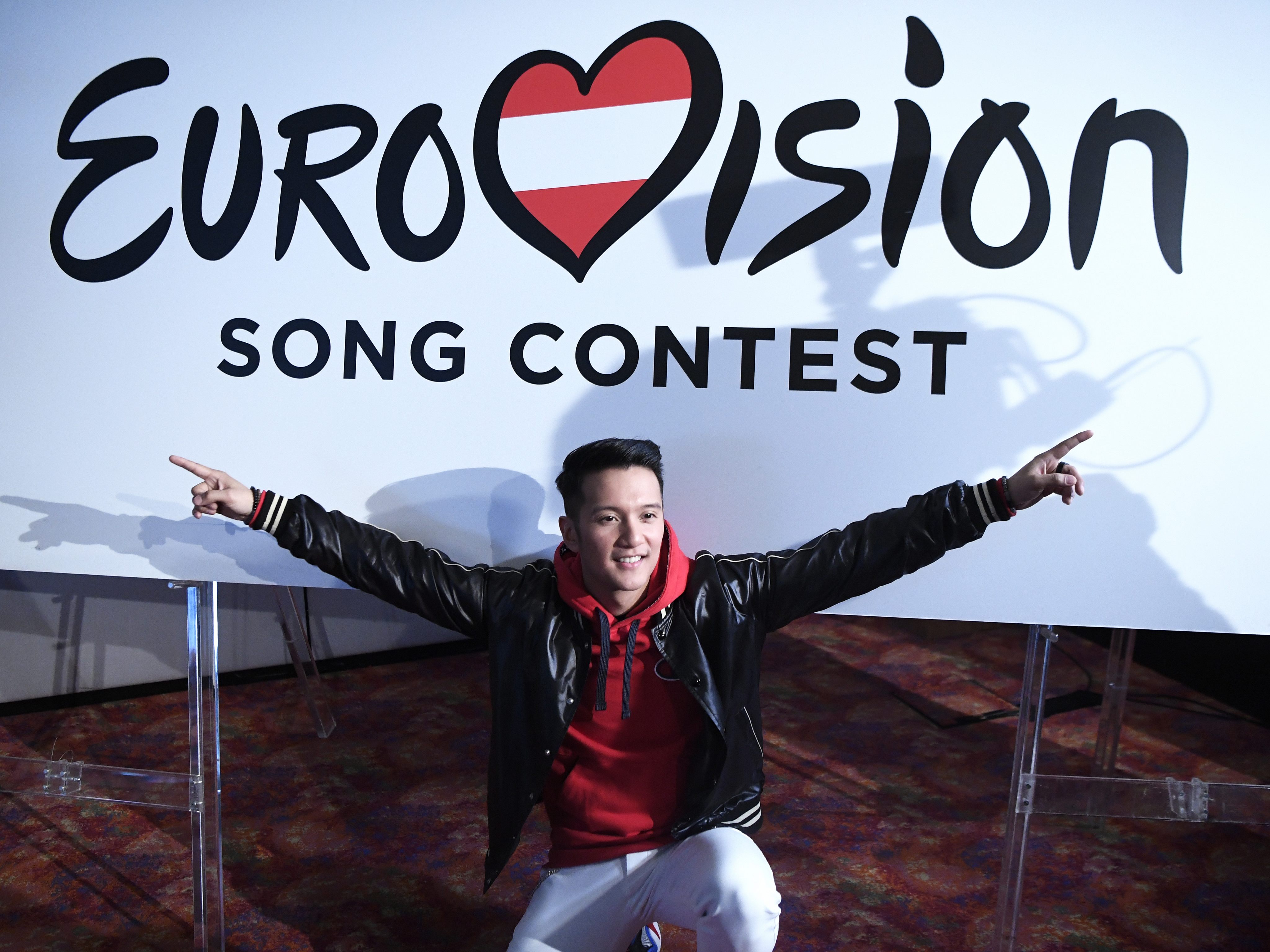 Vincent Bueno singt beim ESC in Rotterdam für Österreich.
