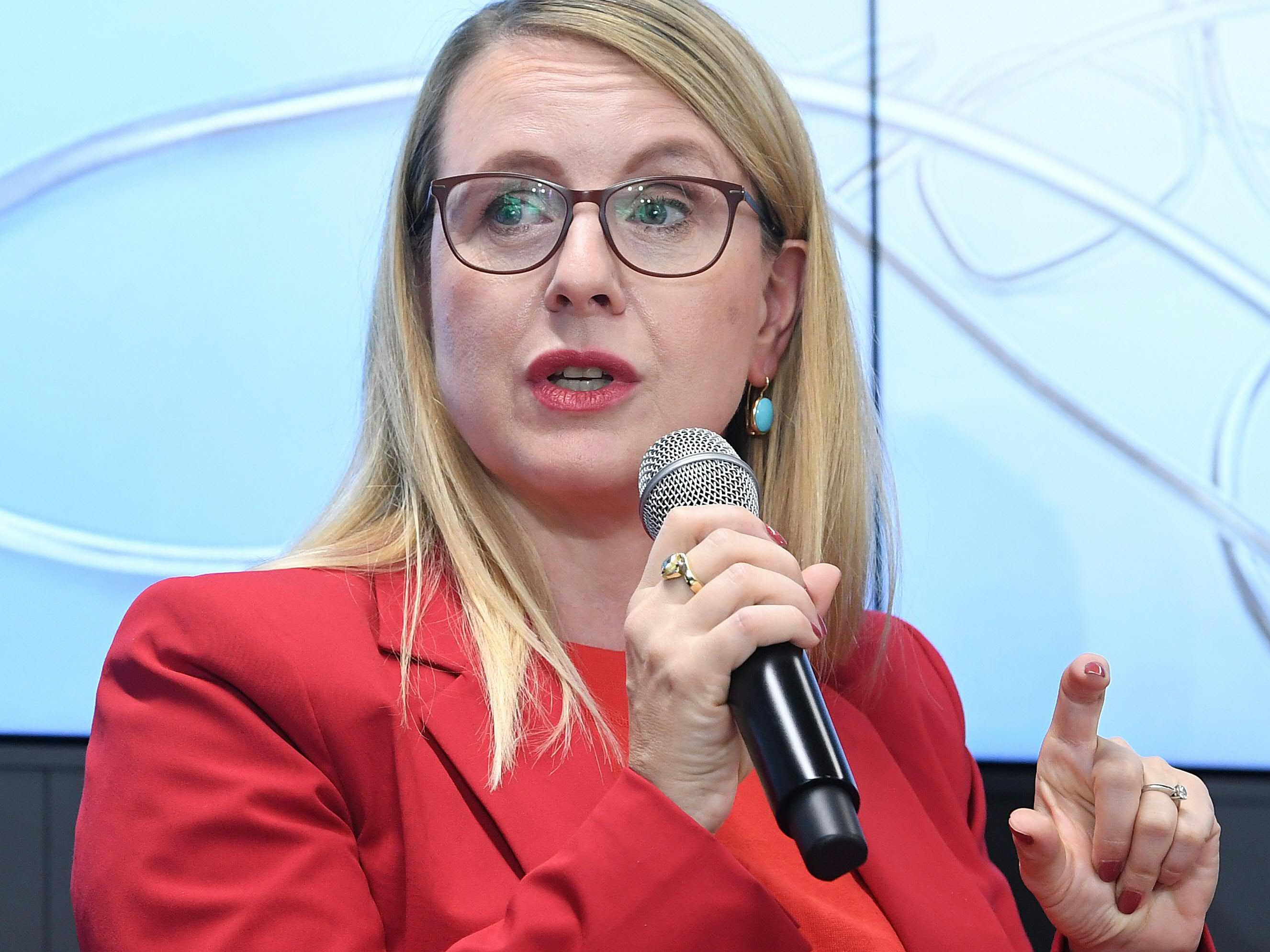 Schramböck beklagte die Rücktrittsaufforderung aufgrund des missglückten "Kaufhaus Österreich".