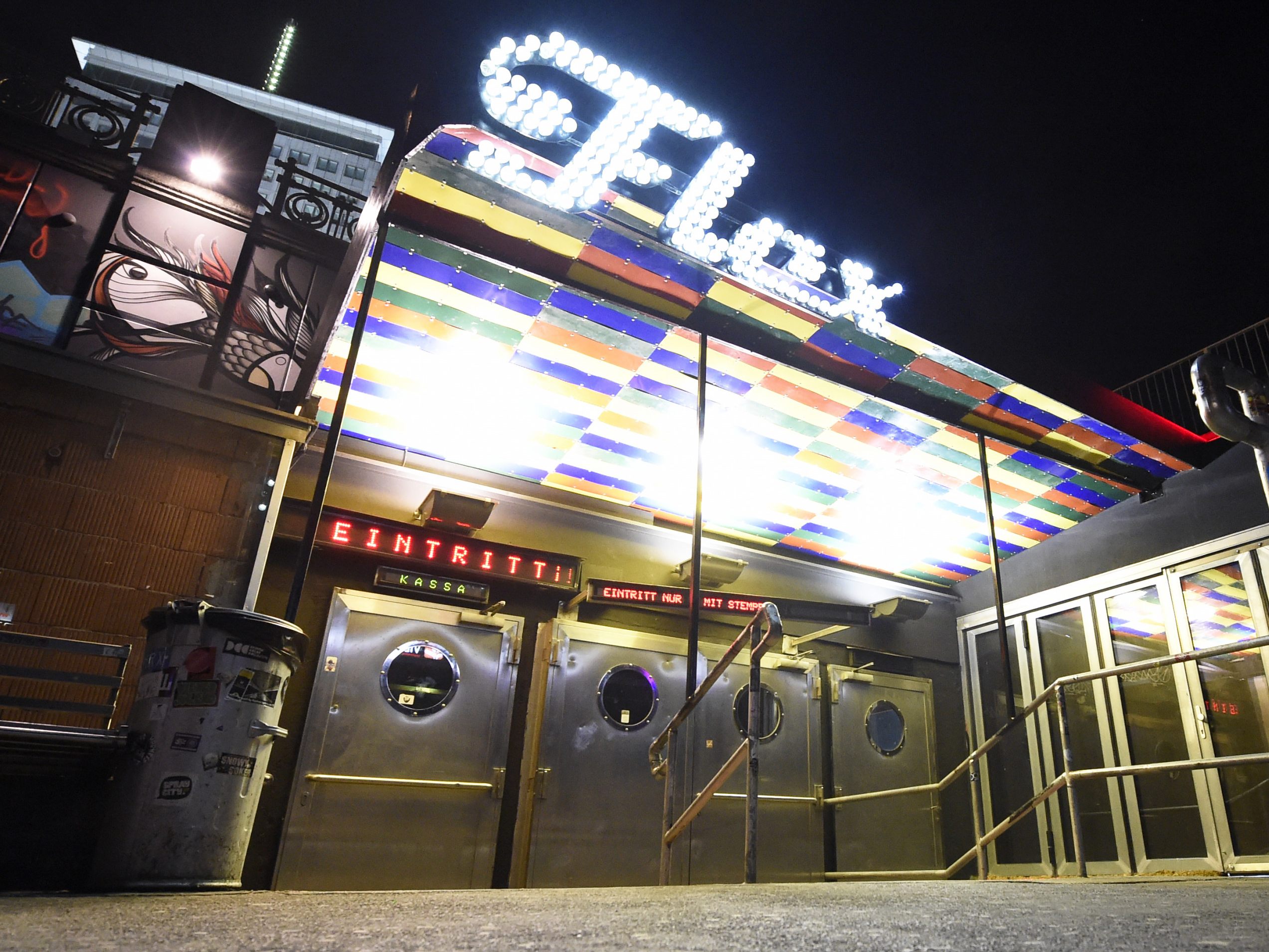 Discos haben seit bald einem Jahr zu und wollen endlich wieder öffnen. Discos haben seit bald einem Jahr zu und wollen endlich wieder öffnen.