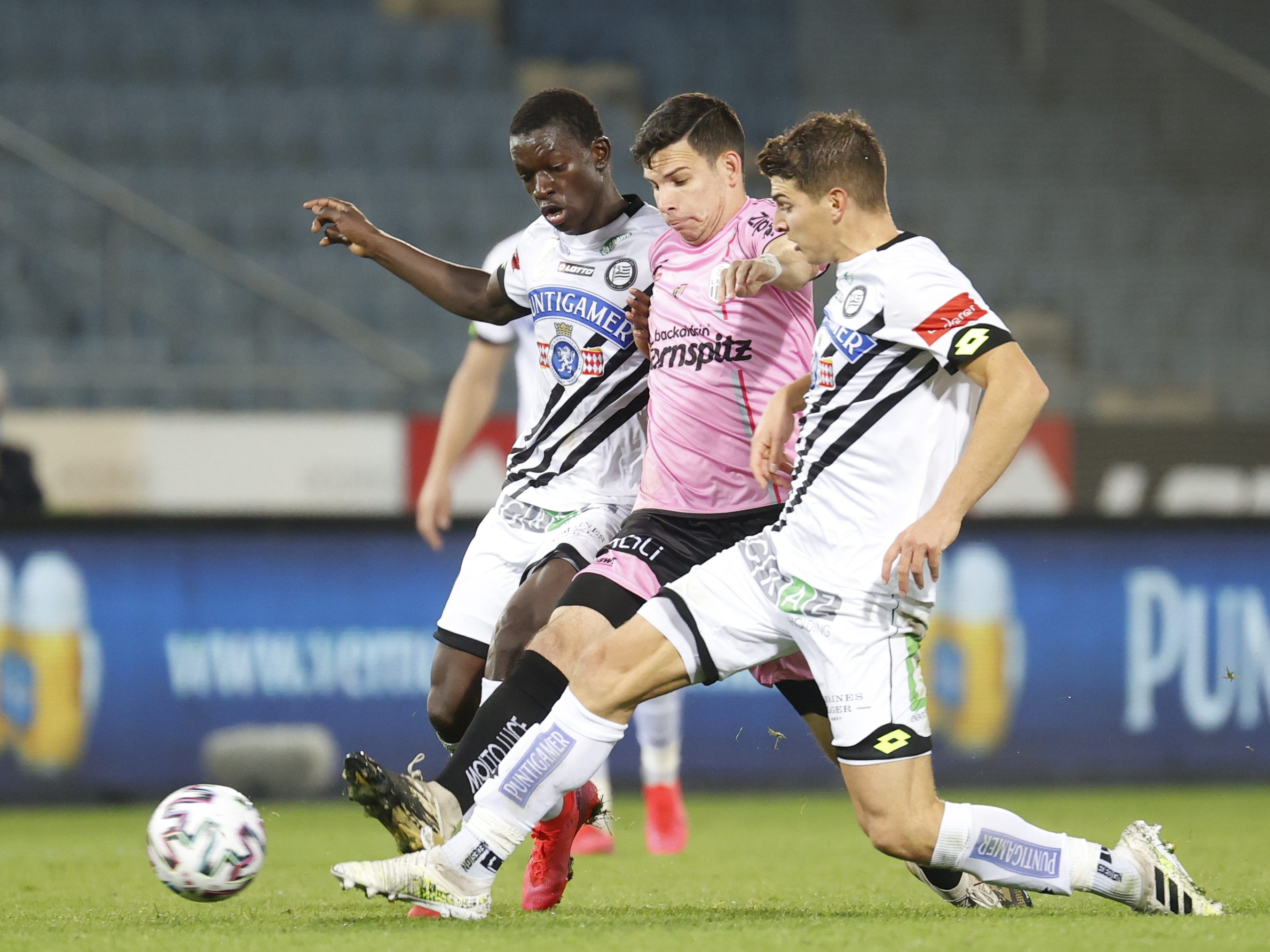 LIVE-Ticker zum Spiel LASK Linz gegen Sturm Graz ab 17.00 Uhr.