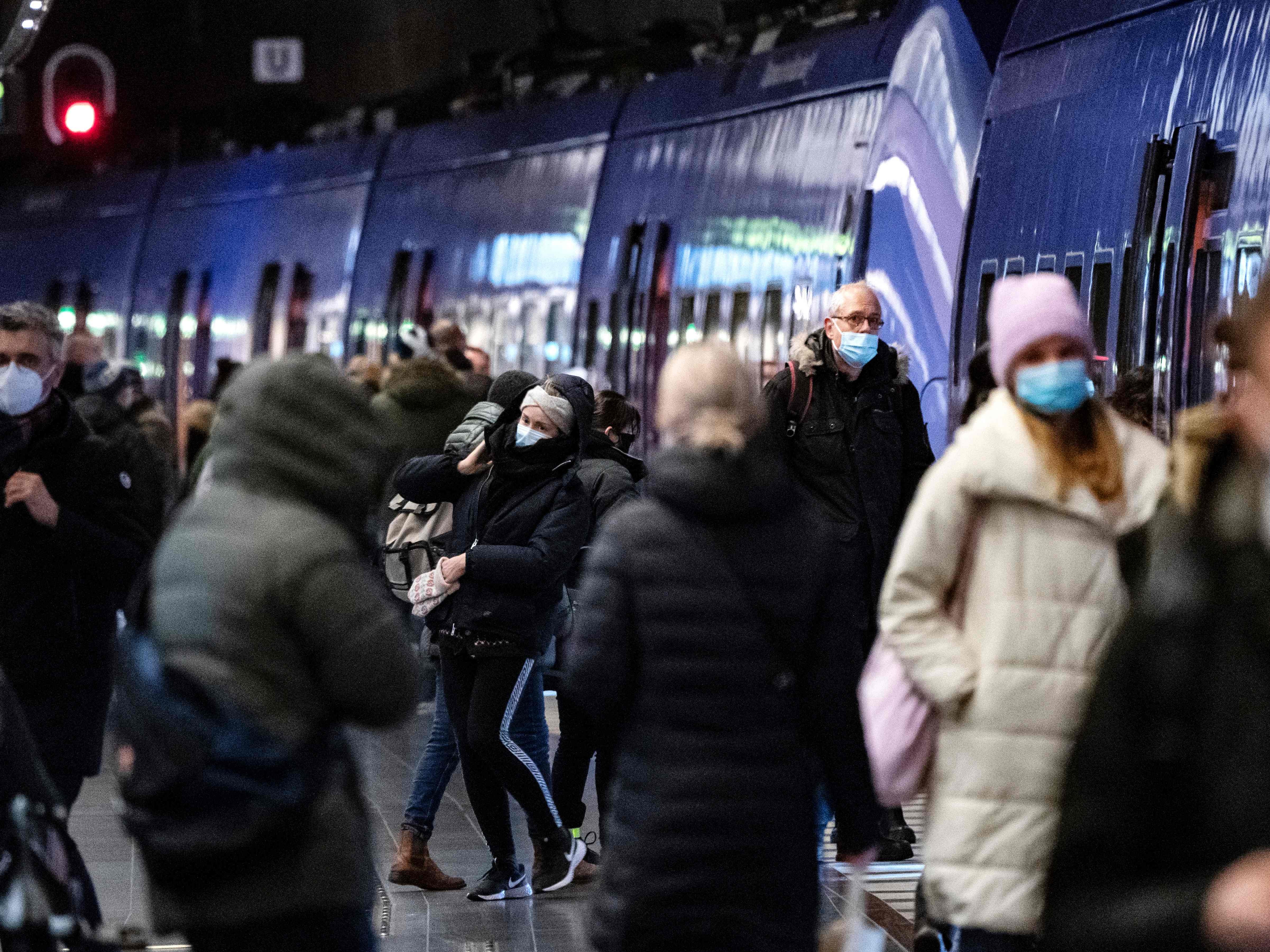 Schweden verschärft nun die Maßnahmen gegen das Coronavirus.