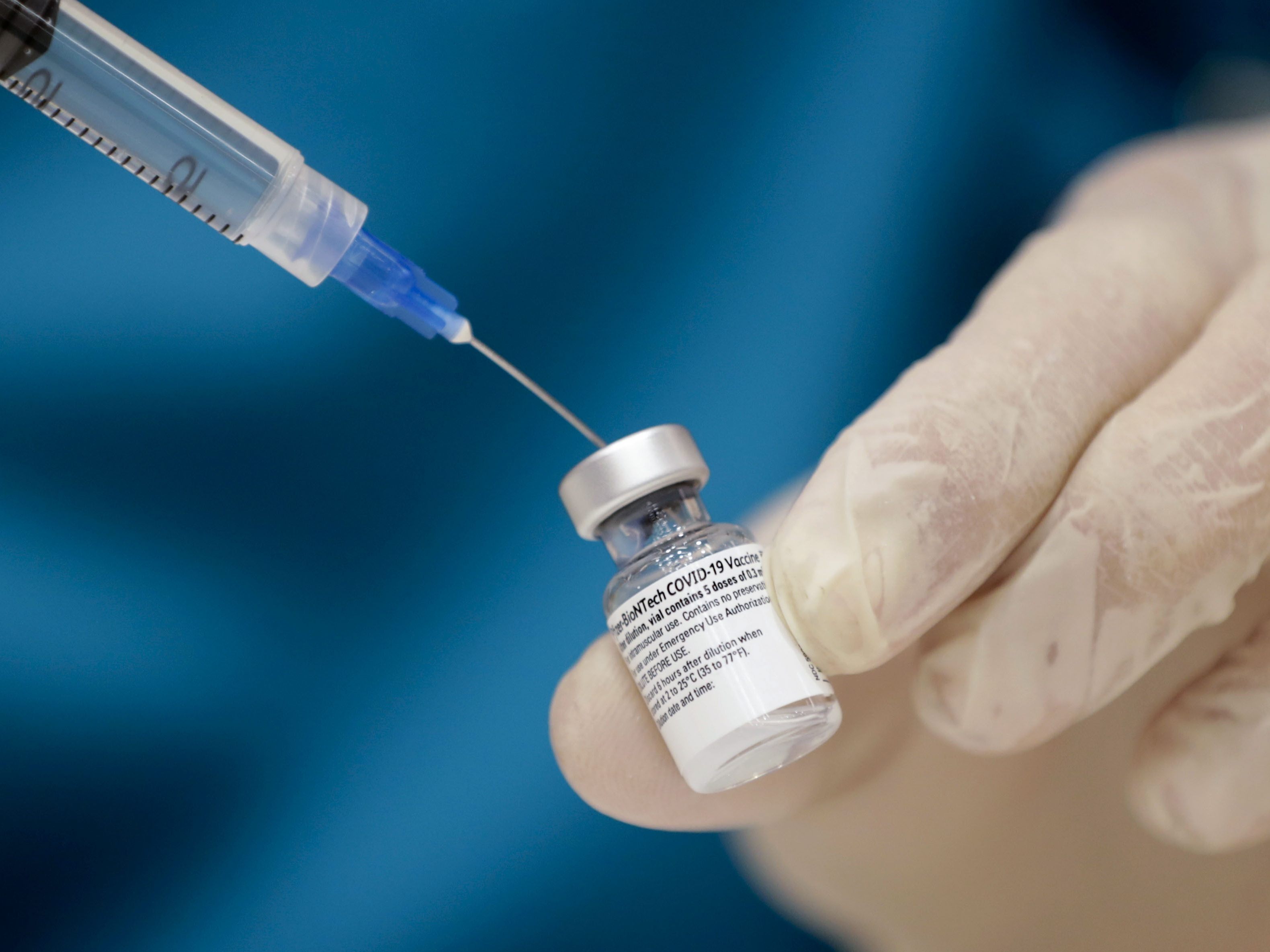 Biontech-Impfstoff neutralisiert südafrikanische Virus-Variante. Biontech-Impfstoff neutralisiert südafrikanische Virus-Variante.