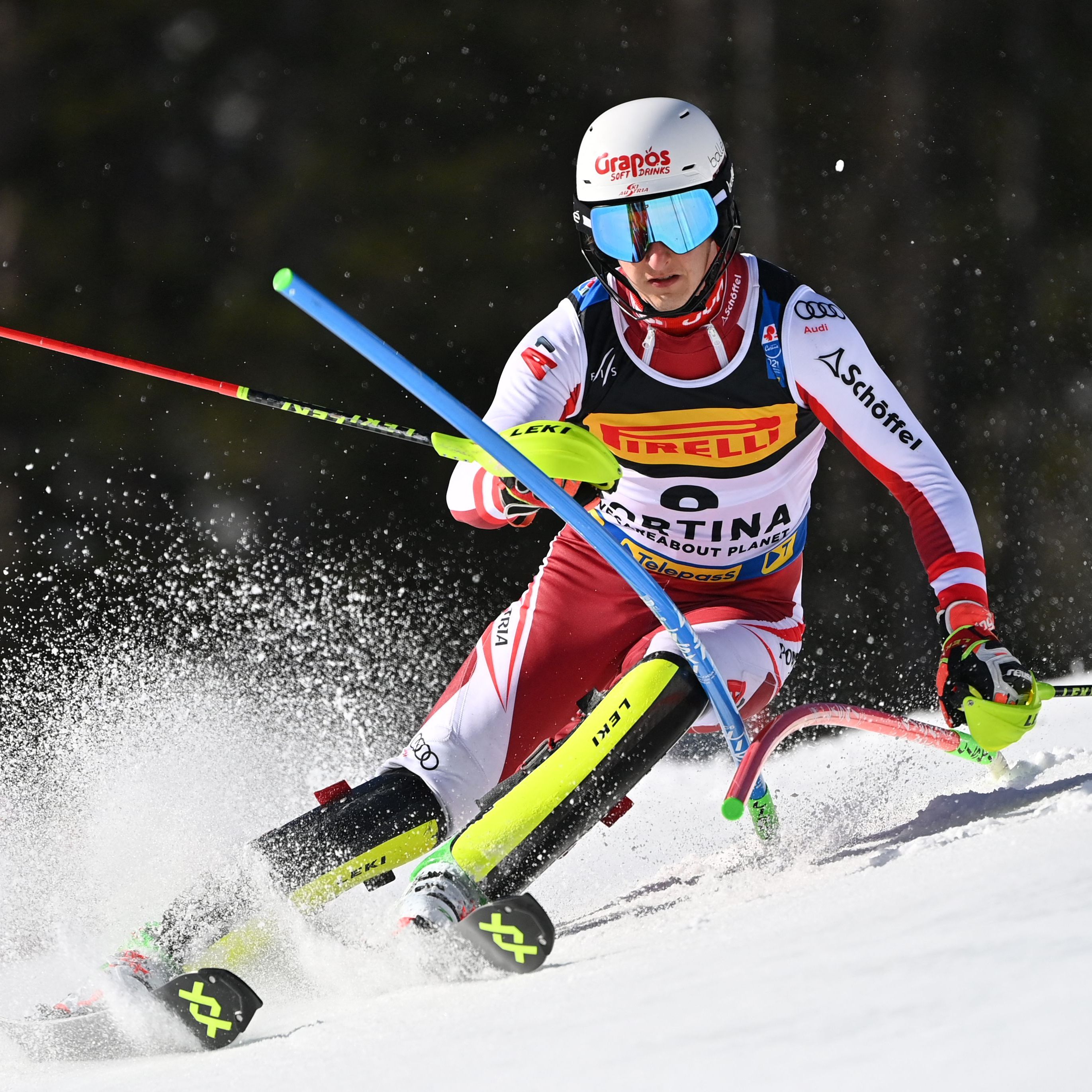 Pertl führt überraschend nach dem ersten Durchgang.