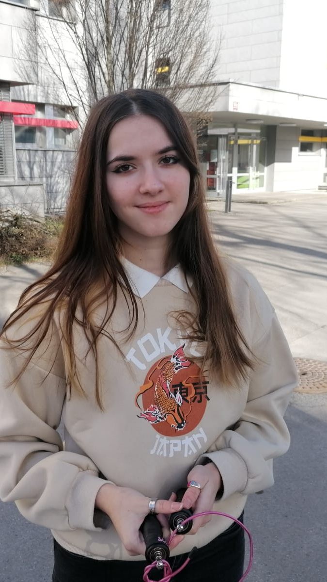 170 Seilsprünge in einer Minute: Starke Vorstellung von Laura Mladenovic