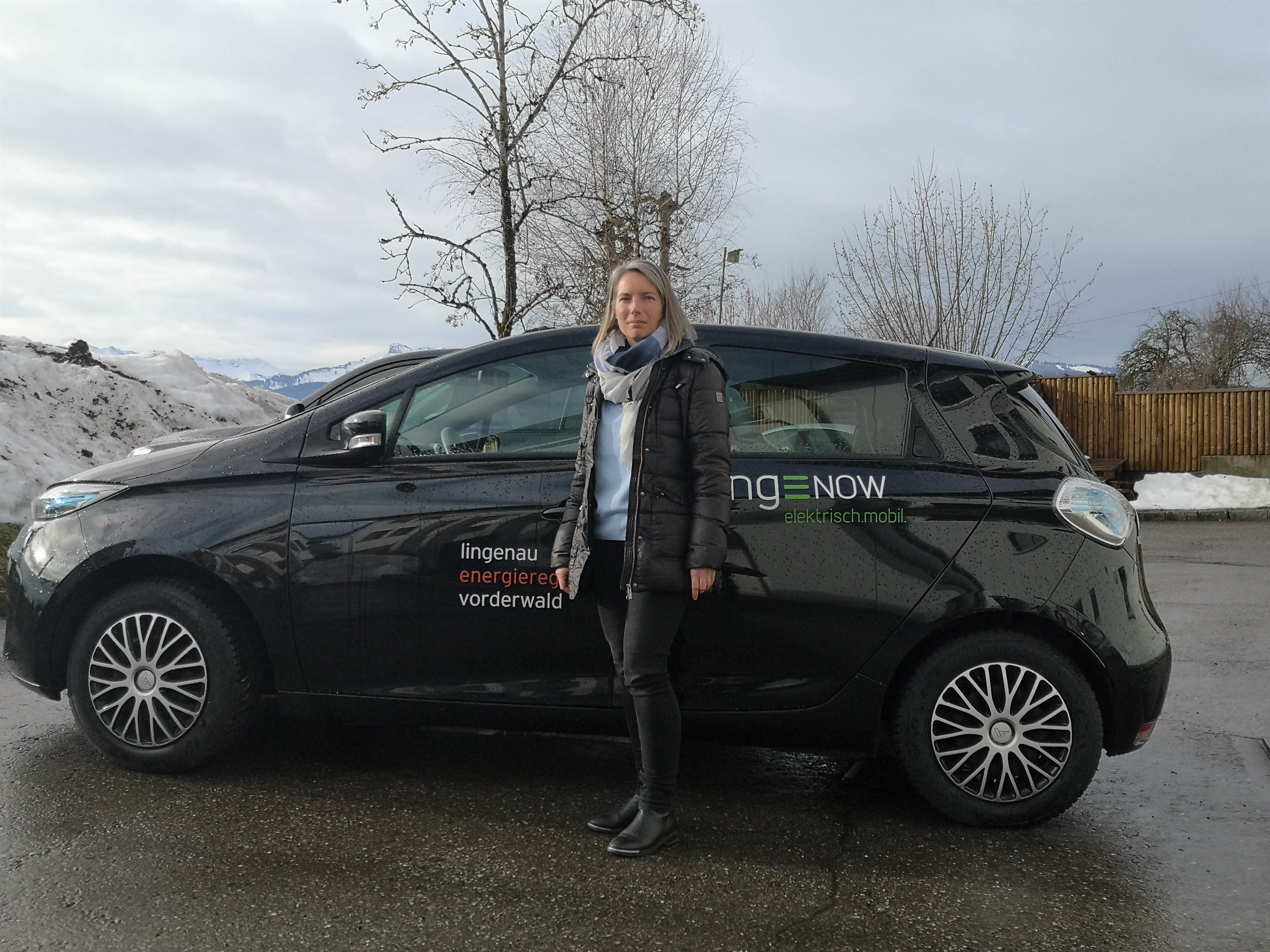 Auch Bürgermeisterin Carmen Steurer führt ihre Dienstfahrten mit dem Carsharing-Elektroauto durch. Auch Bürgermeisterin Carmen Steurer führt ihre Dienstfahrten mit dem Carsharing-Elektroauto durch.