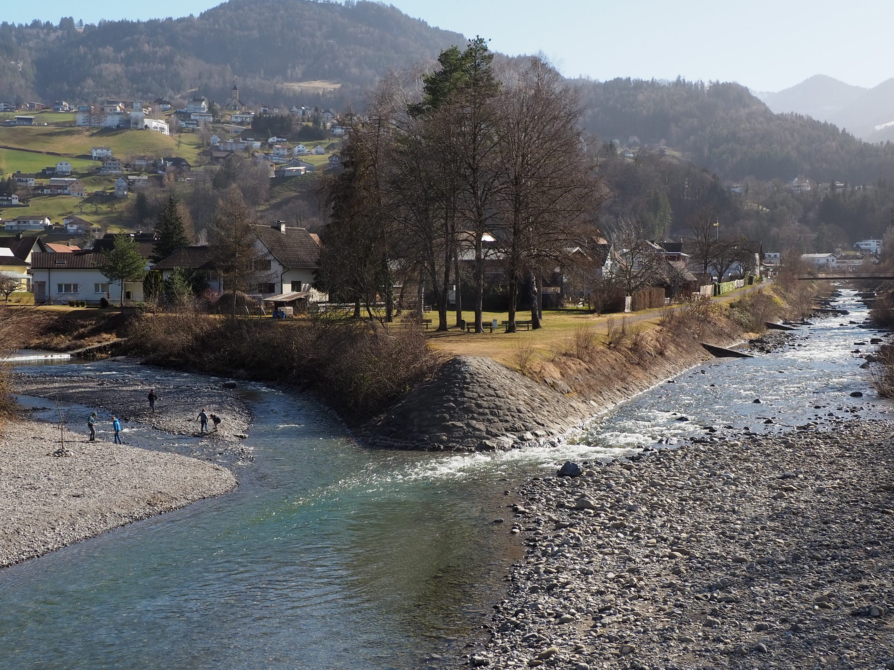 Die Gemeinde Zwischenwasser liegt zwischen Frutz und Frödisch Die Gemeinde Zwischenwasser liegt zwischen Frutz und Frödisch