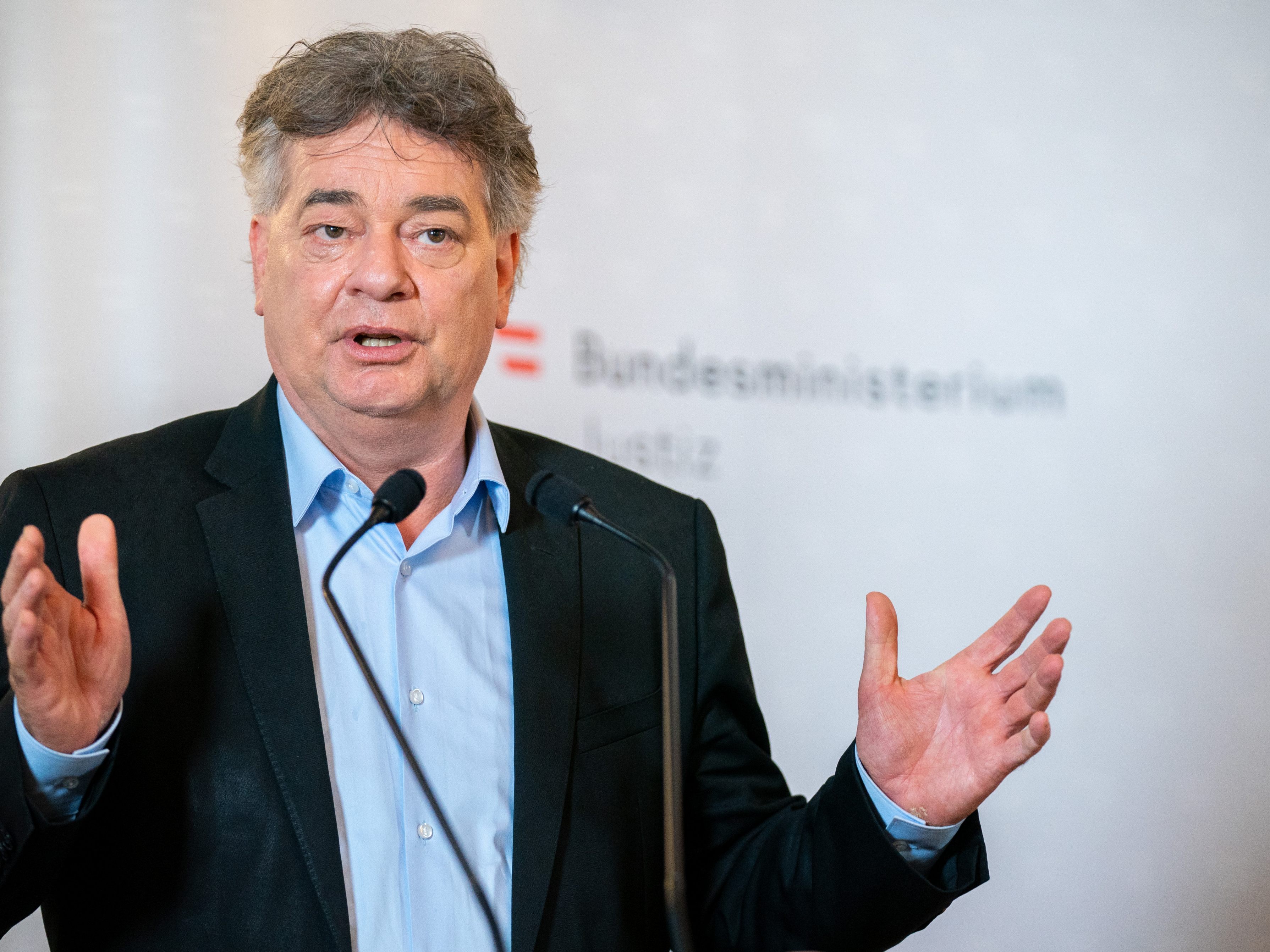 Sportminister kogler will sich nächste Woche mit Gesundheitsminister und Sport-Vertretern beraten.