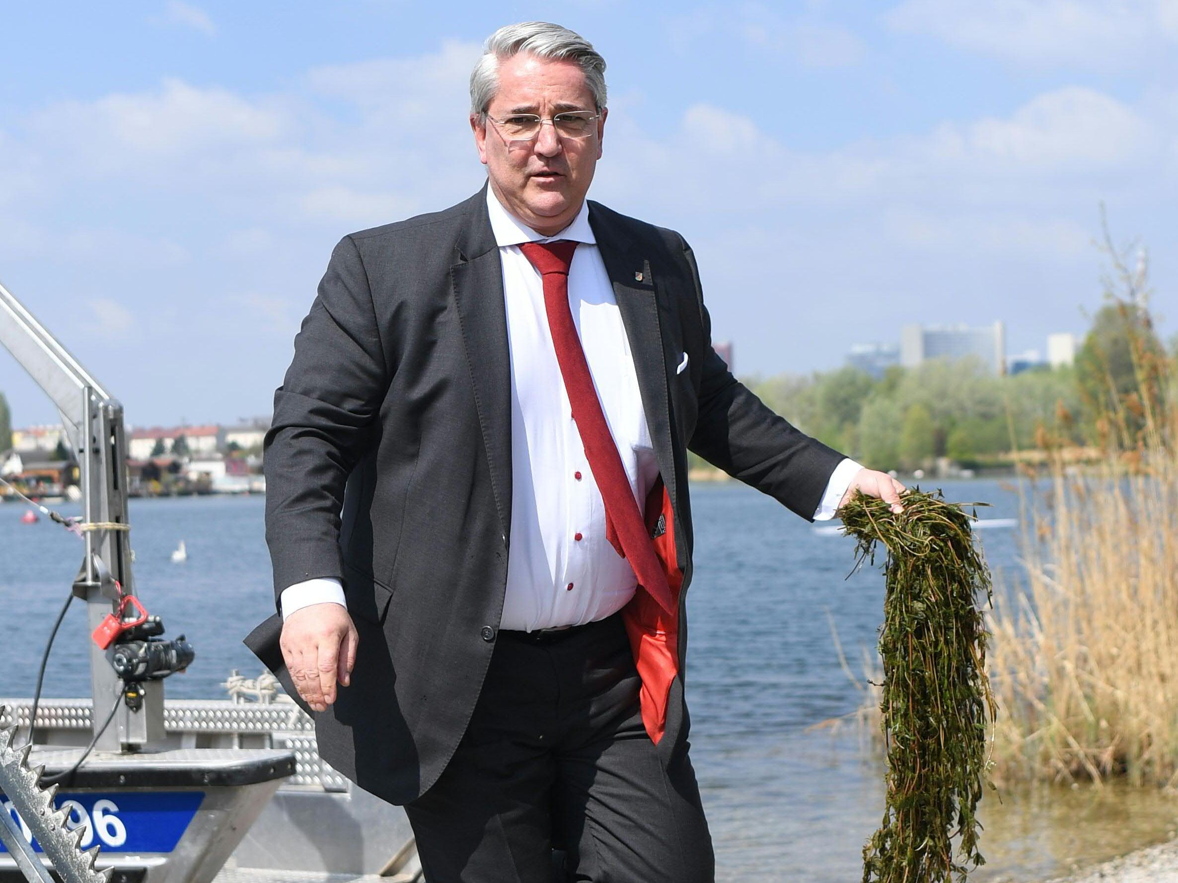 Schwere Vorwürfe gegen Bezirkschef Nevrivy wurden laut. Schwere Vorwürfe gegen Bezirkschef Nevrivy wurden laut.