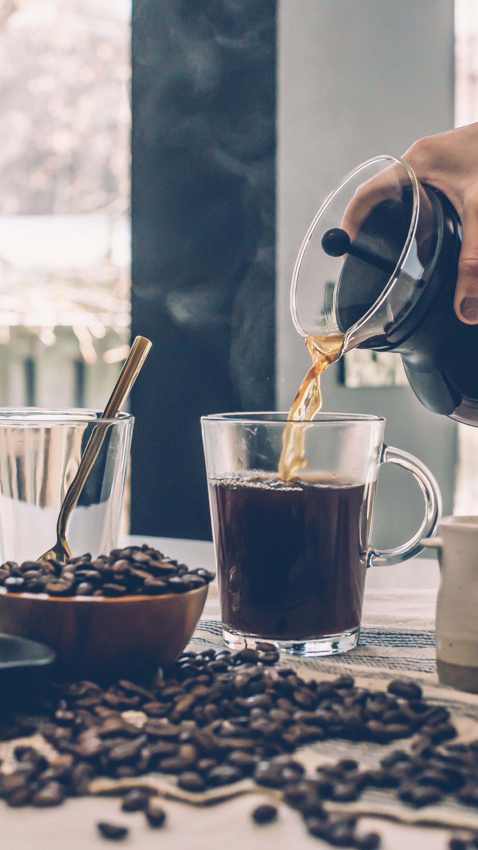 Wie sich Koffein auf den Schlaf auswirkt, hat eine aktuelle Studie untersucht
