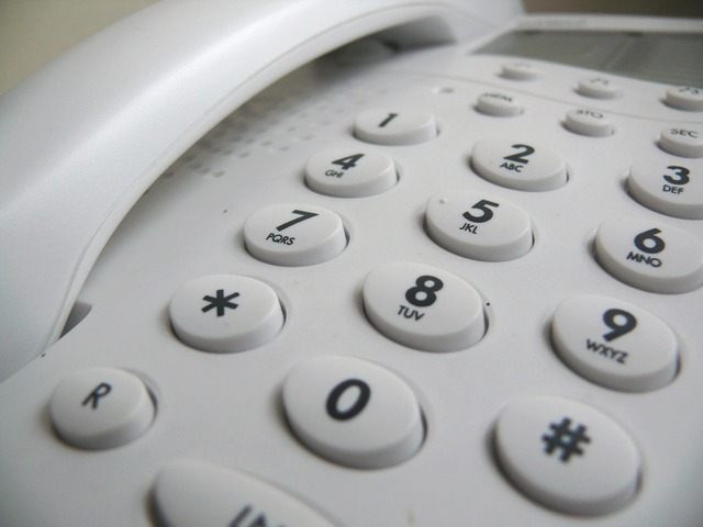 Geben Sie am Telefon keine Daten bekannt! Geben Sie am Telefon keine Daten bekannt!
