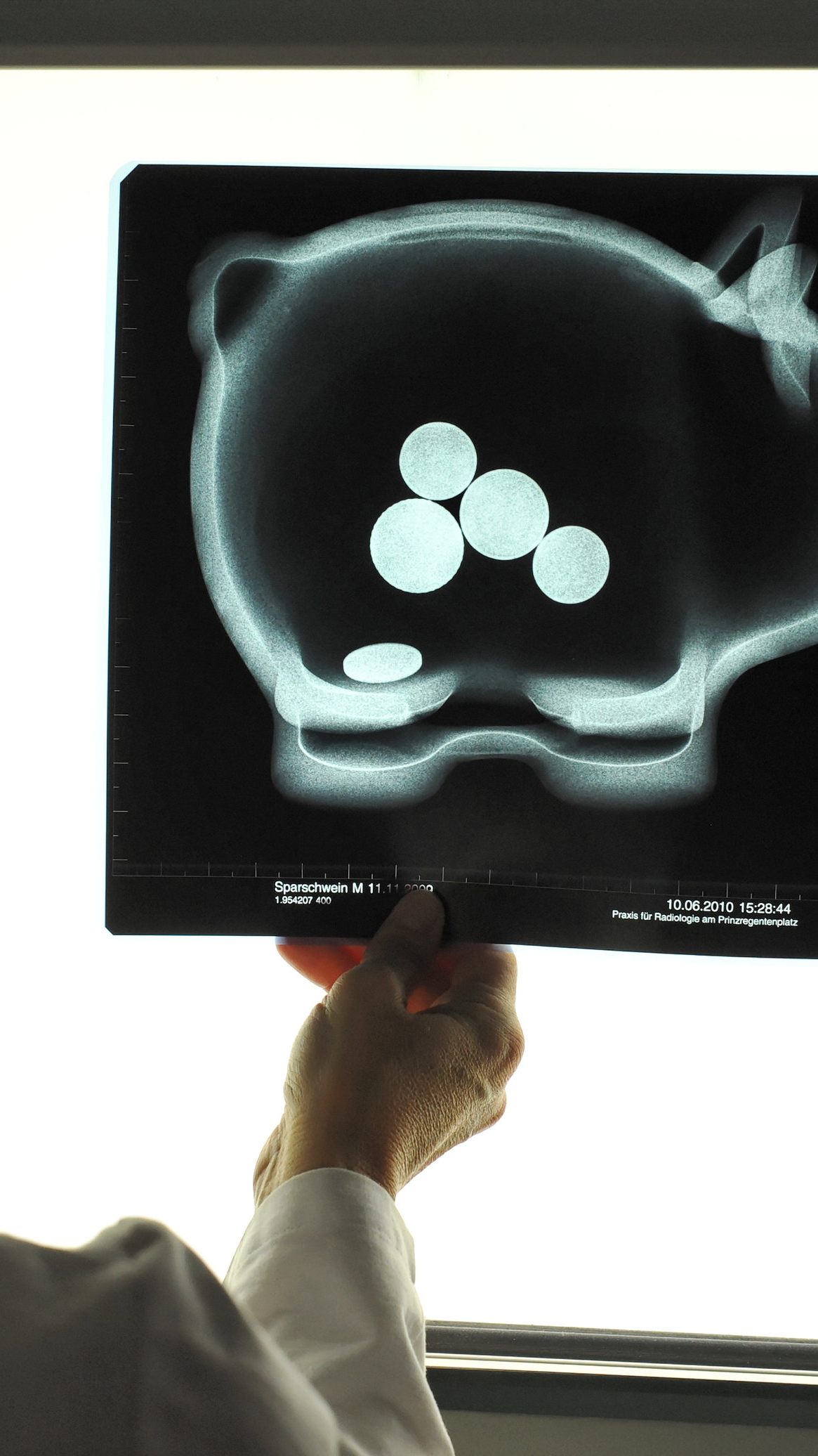 EU-Bürger sparten in der Krise deutlich mehr als zuvor.