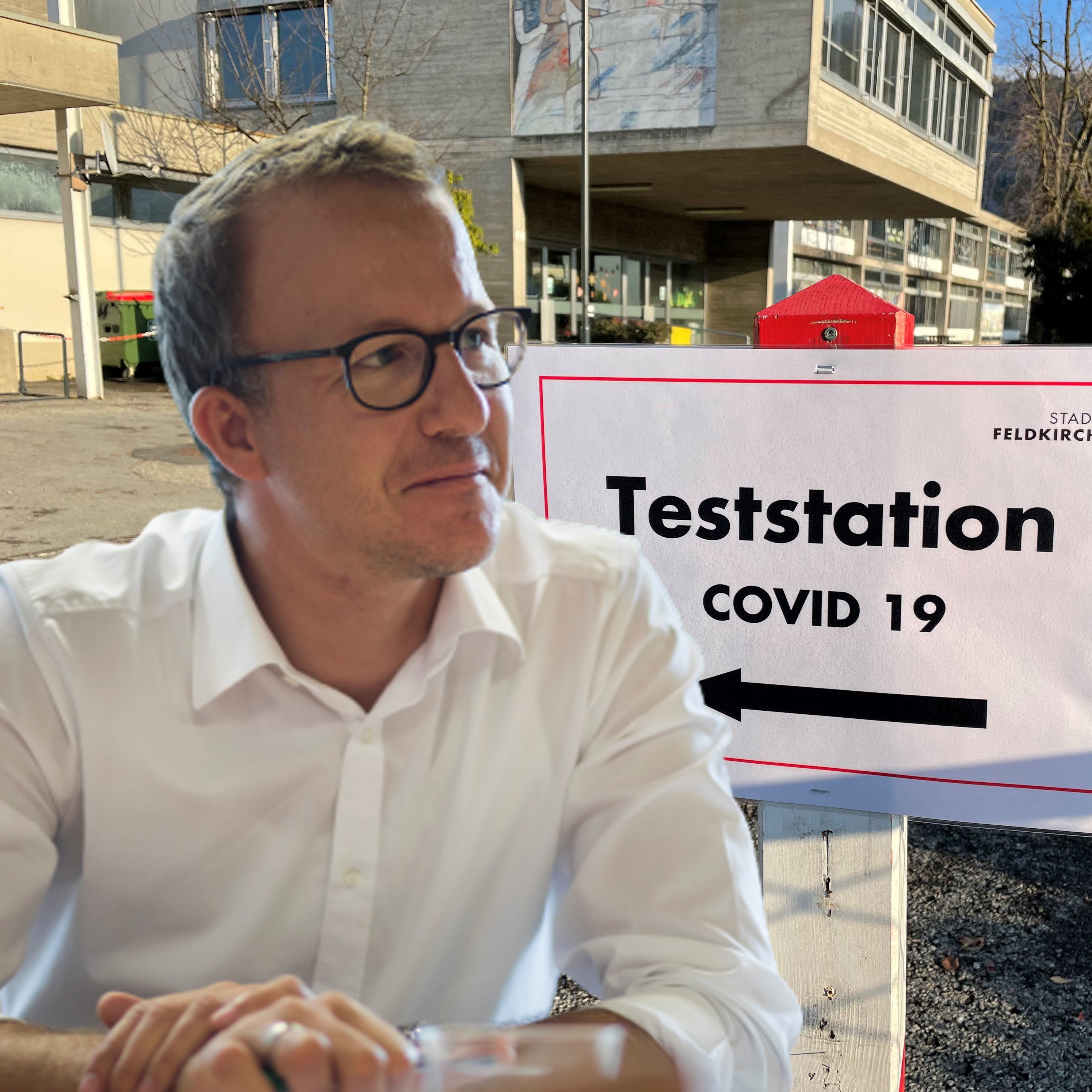 Ab morgen nimmt der Testbus seine Fahrt auf, informiert LR Christian Gantner.