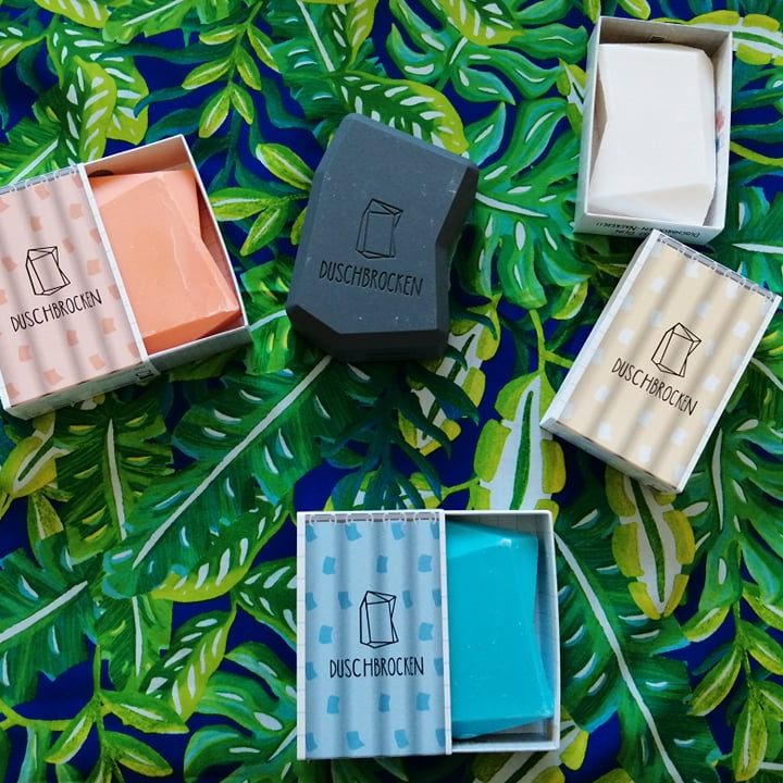 Nachhaltigkeit durch ein 2 in 1 aus Shampoo und Duschgel: VIENNA.at hat Duschbrocken getestet