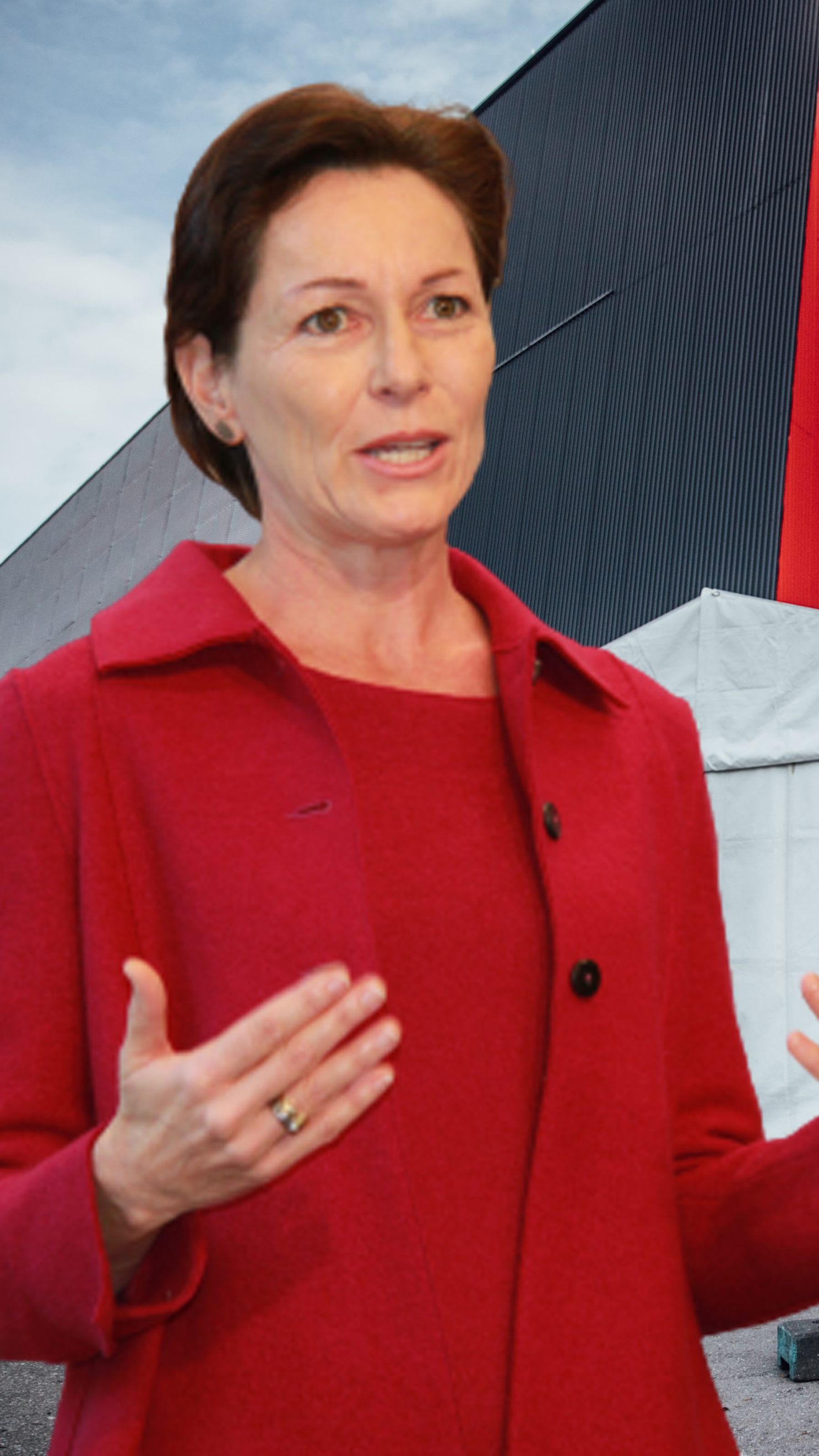 Gesundheitslandesrätin Rüscher: Alle vorgemerkten Seniorinnen und Senioren über 80 wurden für dieses Wochenende zur Erstimpfung eingeladen.