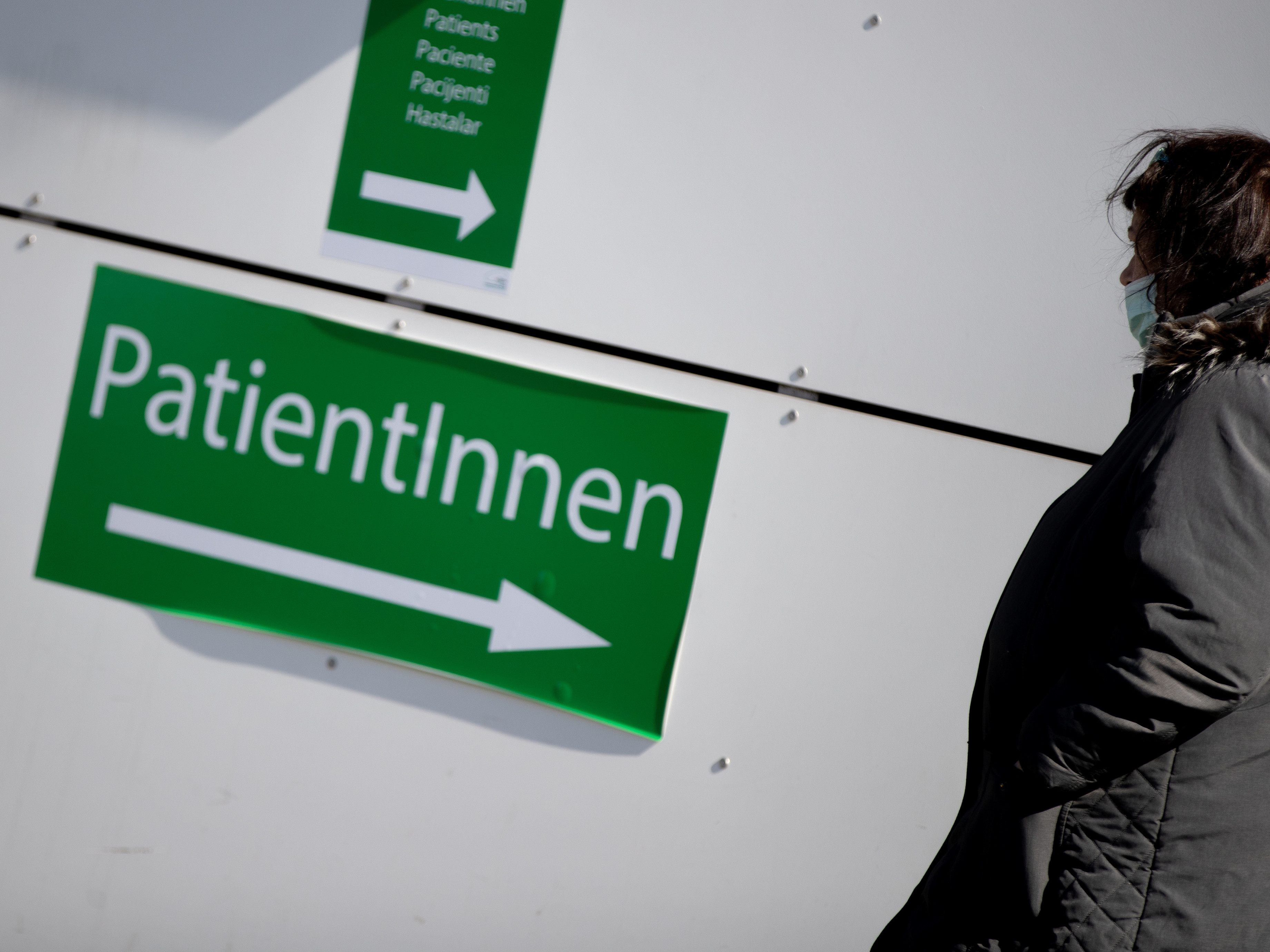 15 bis 20 Prozent kommen ungetestet. 15 bis 20 Prozent kommen ungetestet.