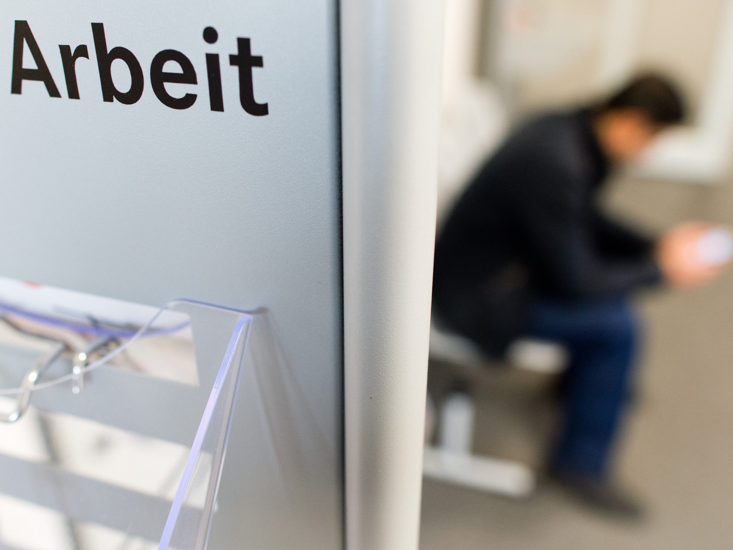 Jugendliche spüren zunehmen den Leistungsdruck am Arbeitsmarkt.
