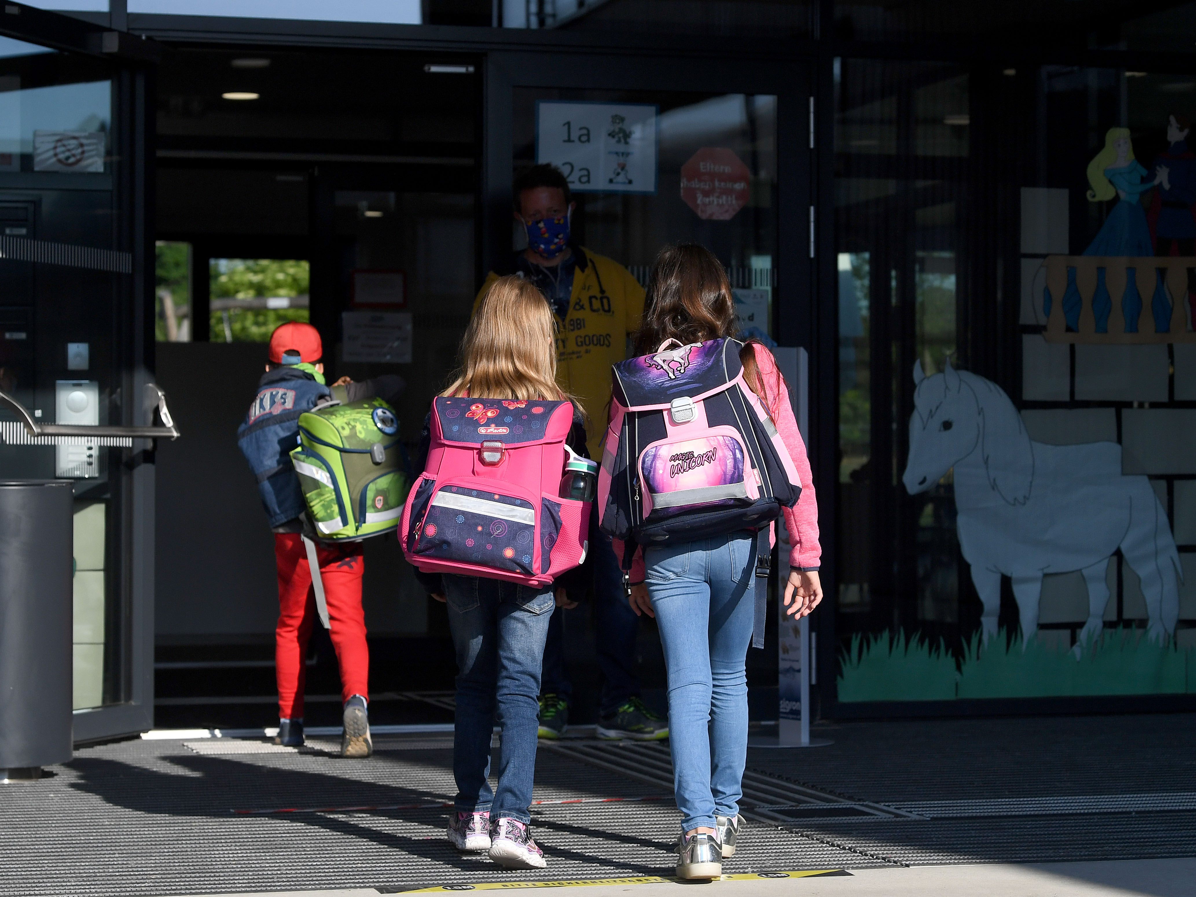 Wie es mit den Schulen nach den Osterferien weitergehen soll, ist unklar. Wie es mit den Schulen nach den Osterferien weitergehen soll, ist unklar.