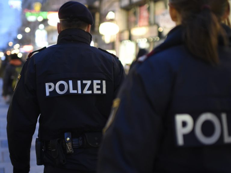 Nach einem Tiktok-Aufruf hat die Wiener Polizei ihre Präsenz in der Innenstadt verstärkt. Nach einem Tiktok-Aufruf hat die Wiener Polizei ihre Präsenz in der Innenstadt verstärkt.