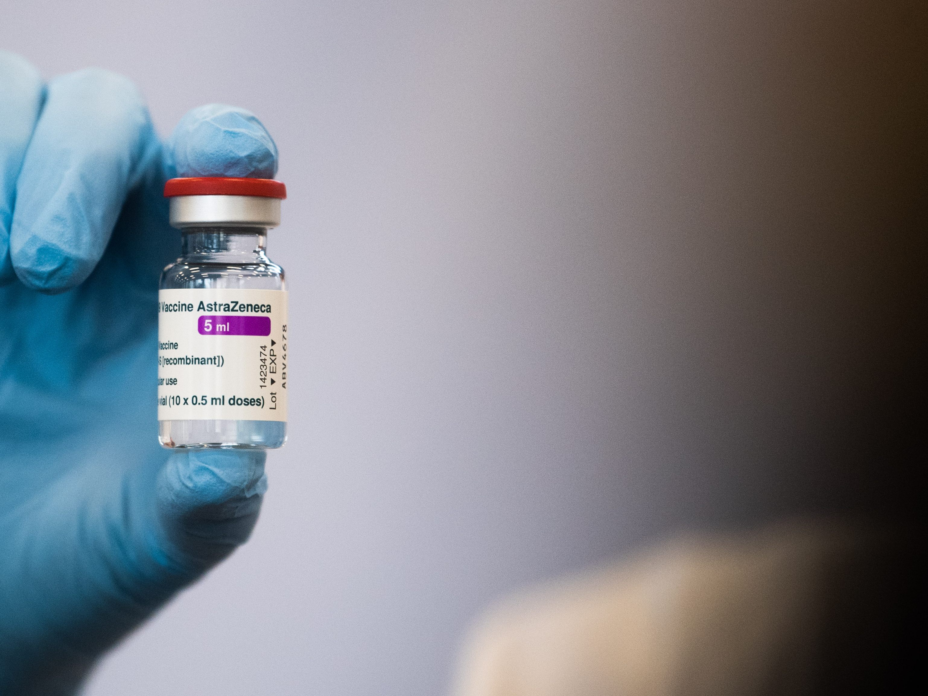 Auch Norwegen setzt die AstraZeneca-Impfungen aus.