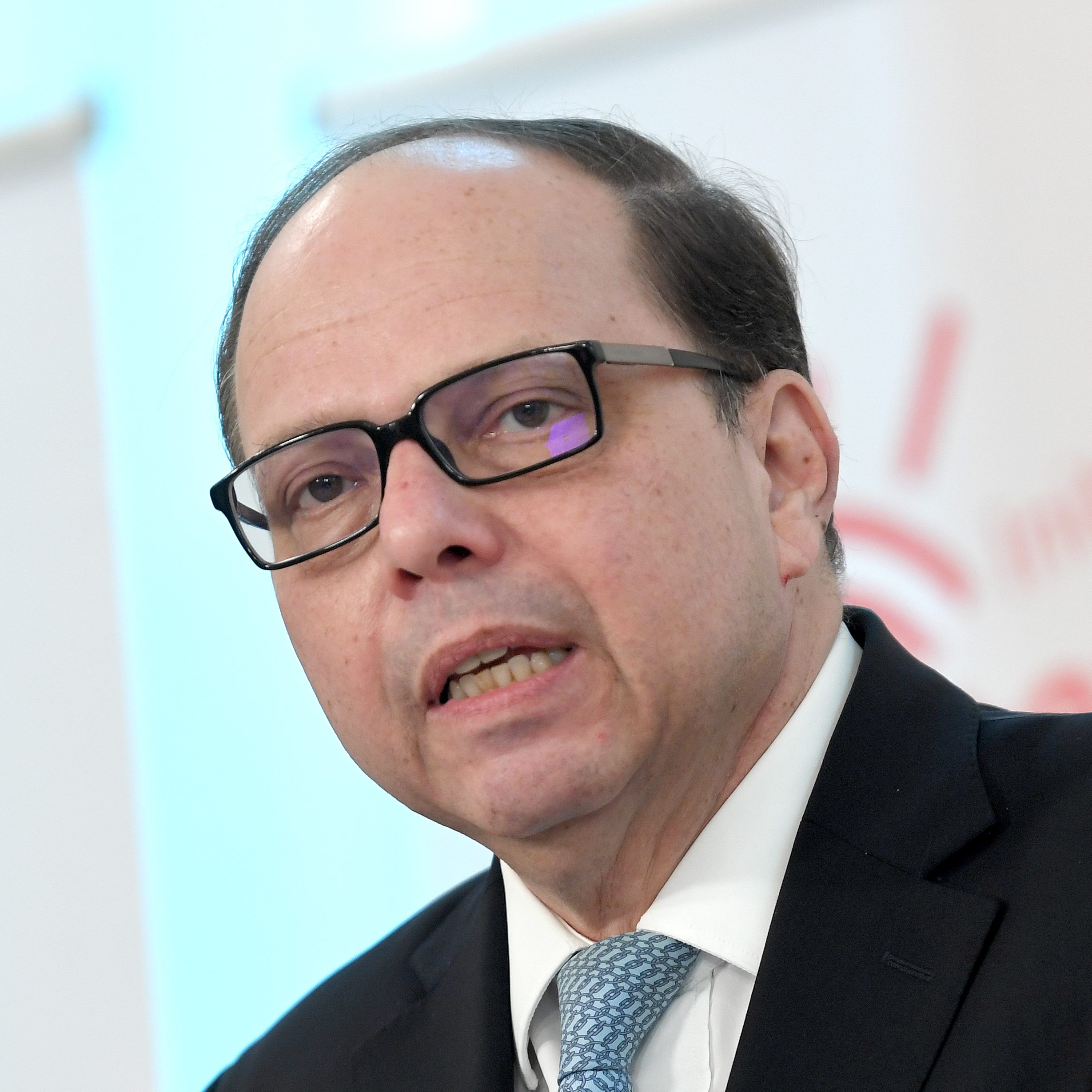 Ärztekammer-Präsident Thomas Szekeres sprach sich aber für genaue Untersuchungen der Vorfälle aus.