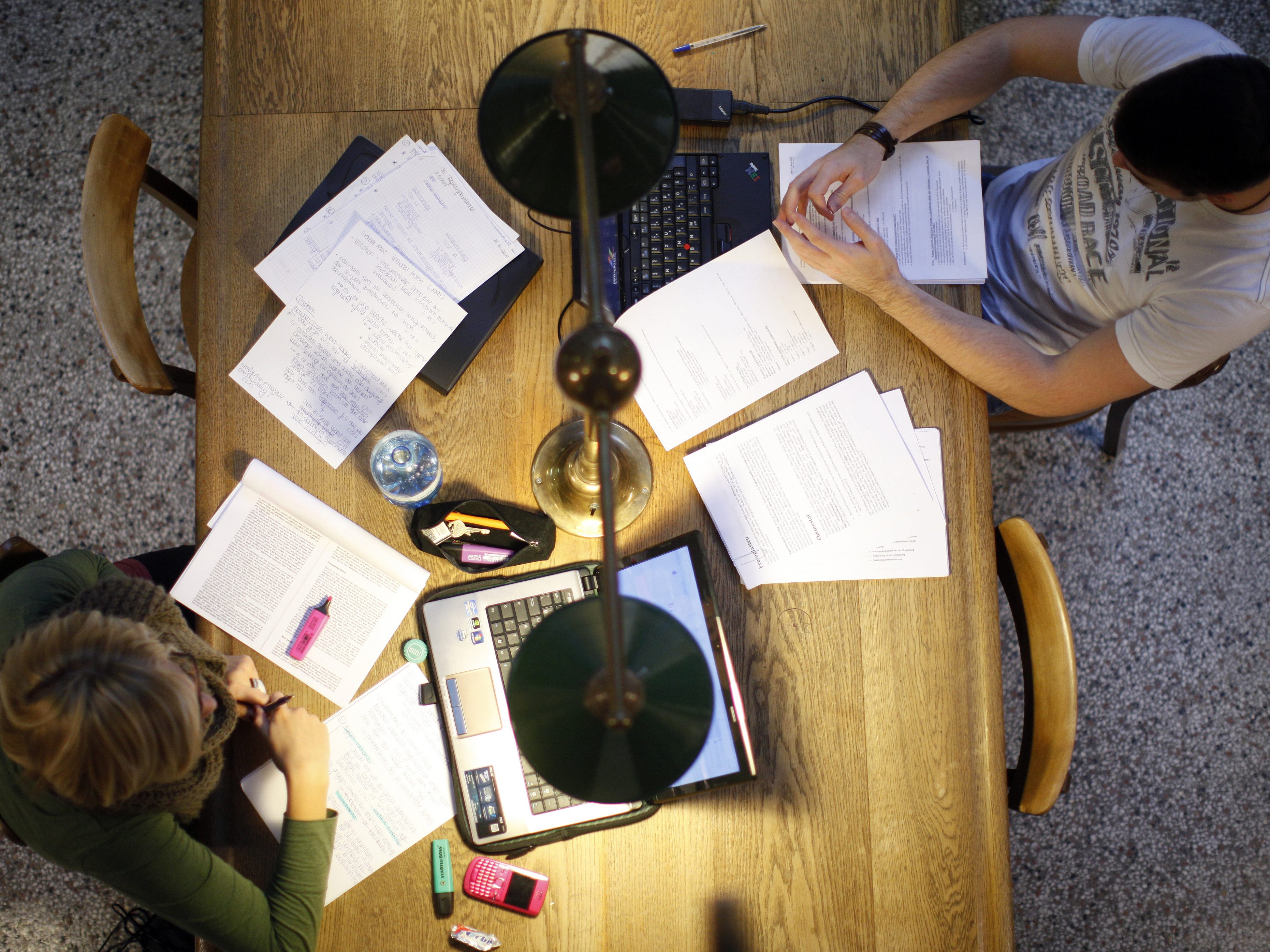 Die Zahl der Studienanfänger an Unis ist gestiegen. Die Zahl der Studienanfänger an Unis ist gestiegen.