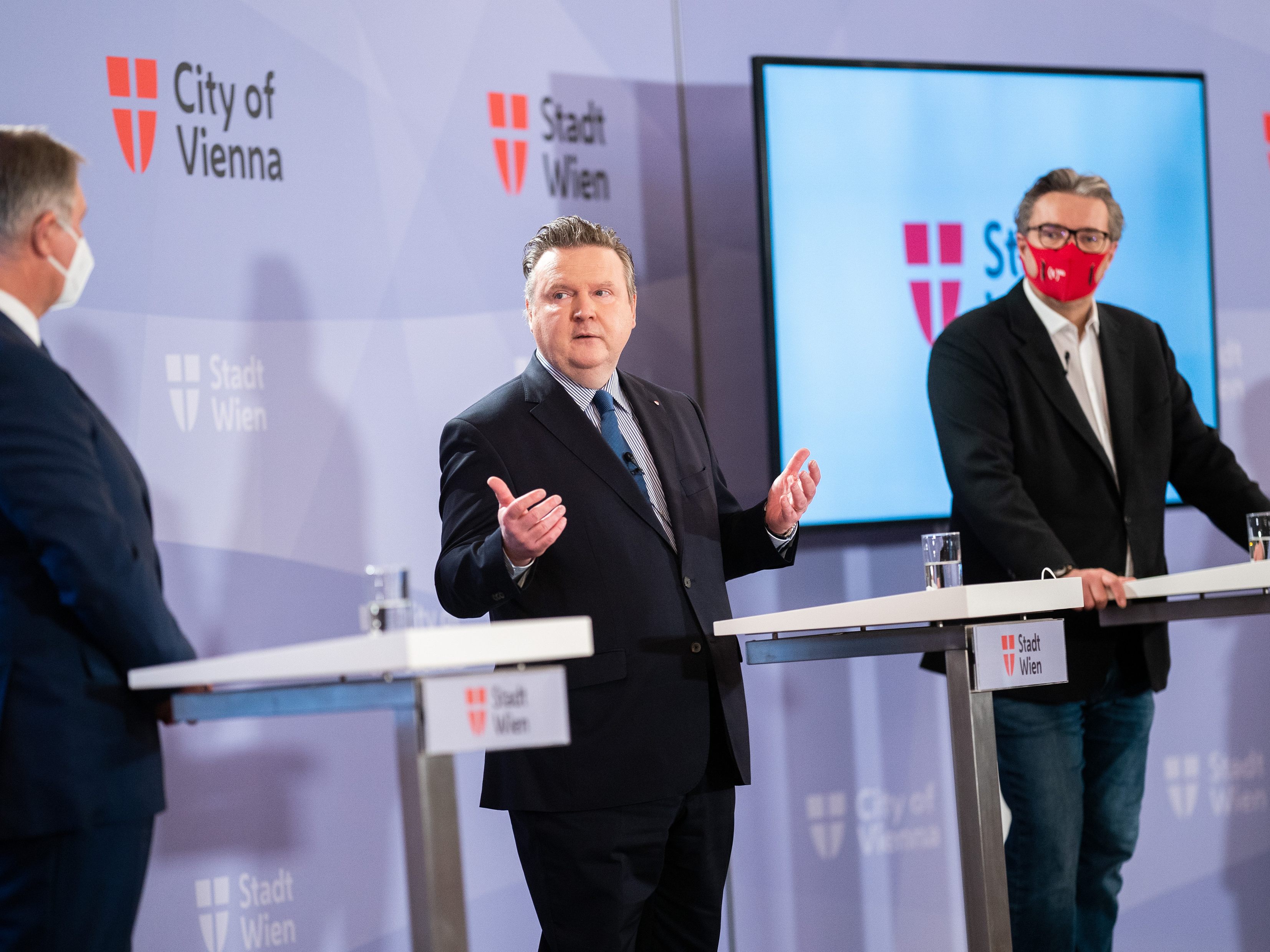 Wir berichten live ab 11.30 Uhr.