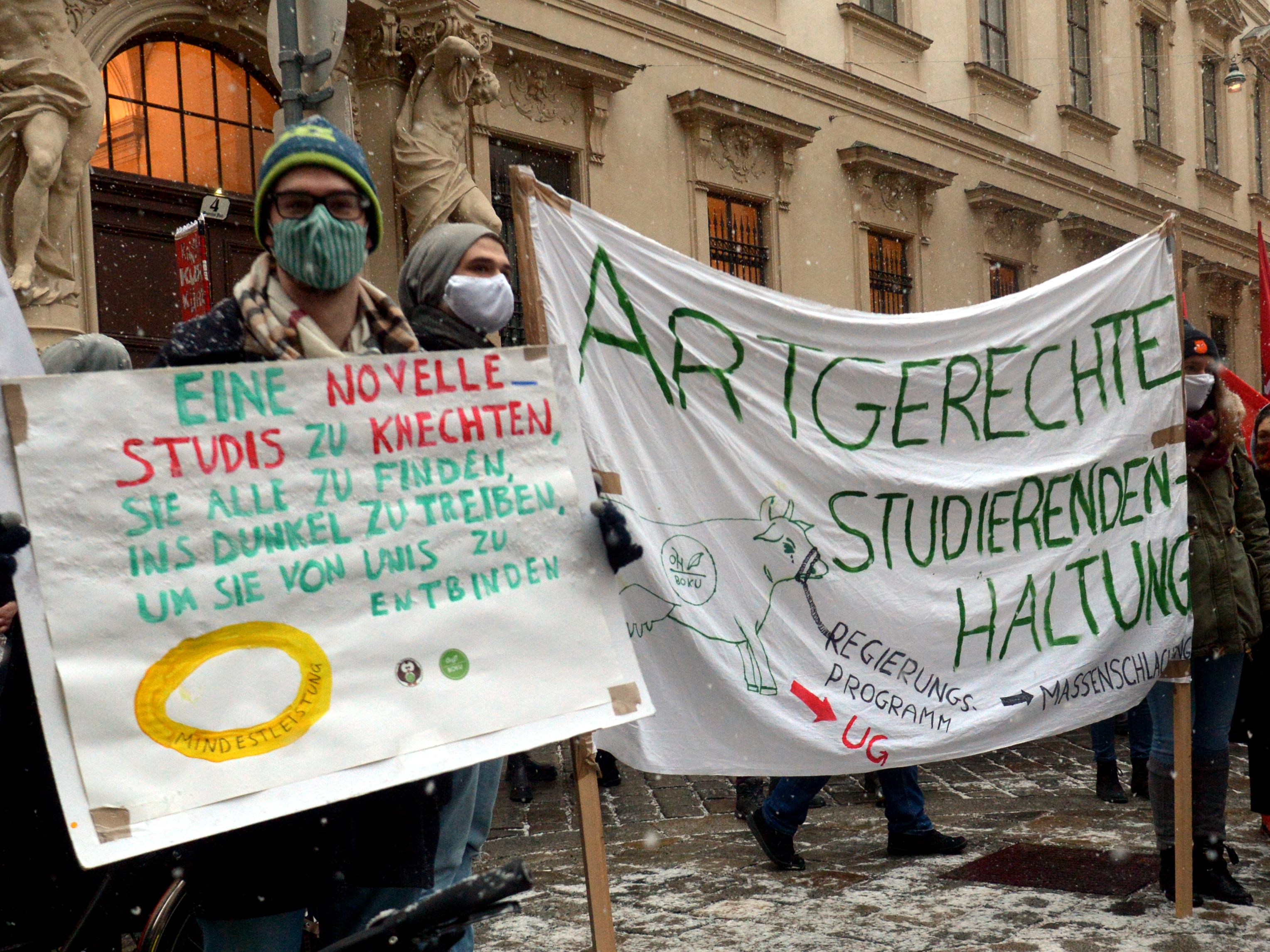 In Wien wird erneut demonstriert. In Wien wird erneut demonstriert.