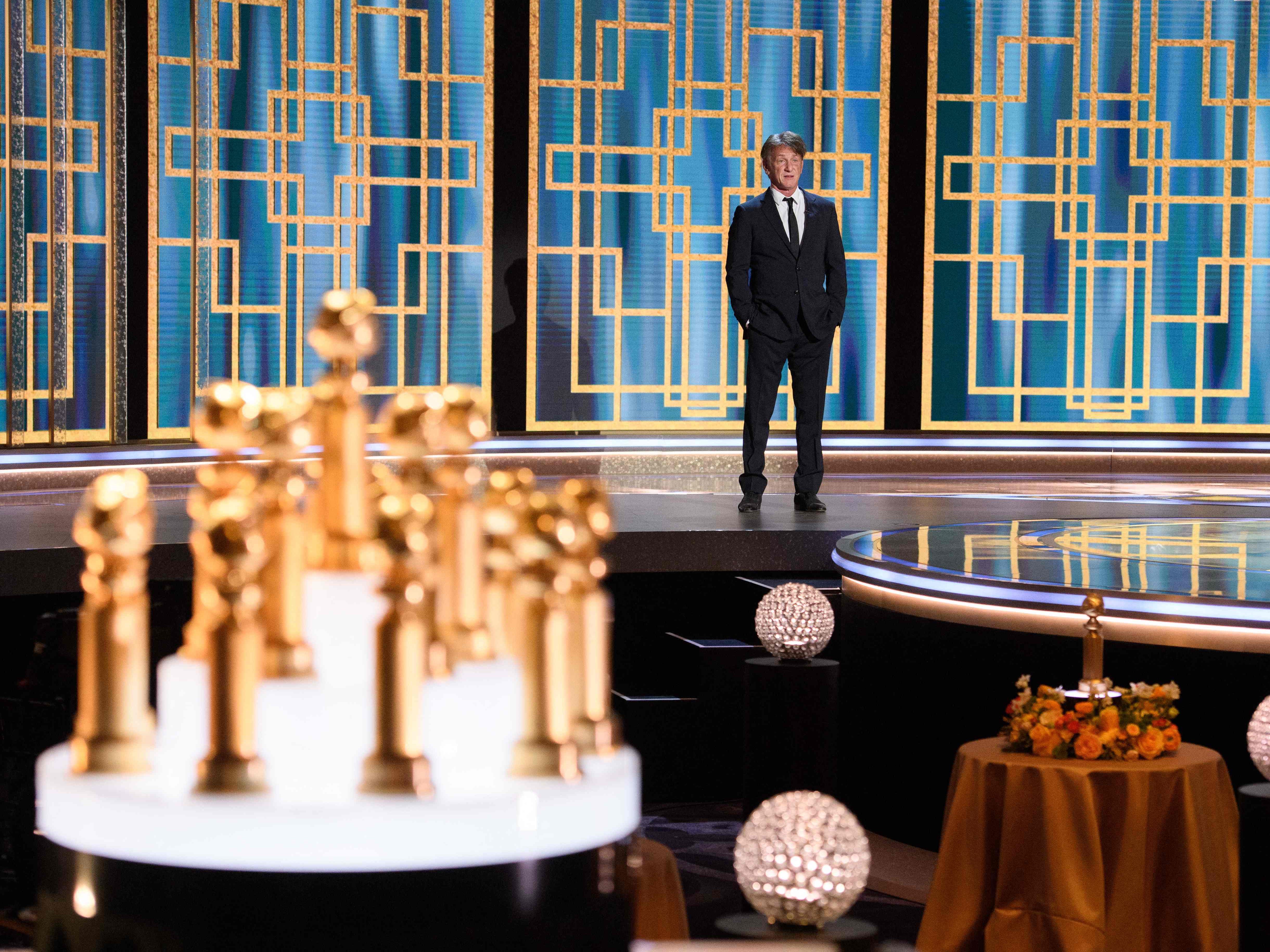 Gewöhnlich findet die Trophäenvergabe während einer Gala mit Hollywoods bekanntesten Prominenten in Beverly Hills statt, aber wegen der Corona-Auflagen werden die Nominierten heuer virtuell von Standorten in aller Welt dazu geschaltet. Gewöhnlich findet die Trophäenvergabe während einer Gala mit Hollywoods bekanntesten Prominenten in Beverly Hills statt, aber wegen der Corona-Auflagen werden die Nominierten heuer virtuell von Standorten in aller Welt dazu geschaltet.