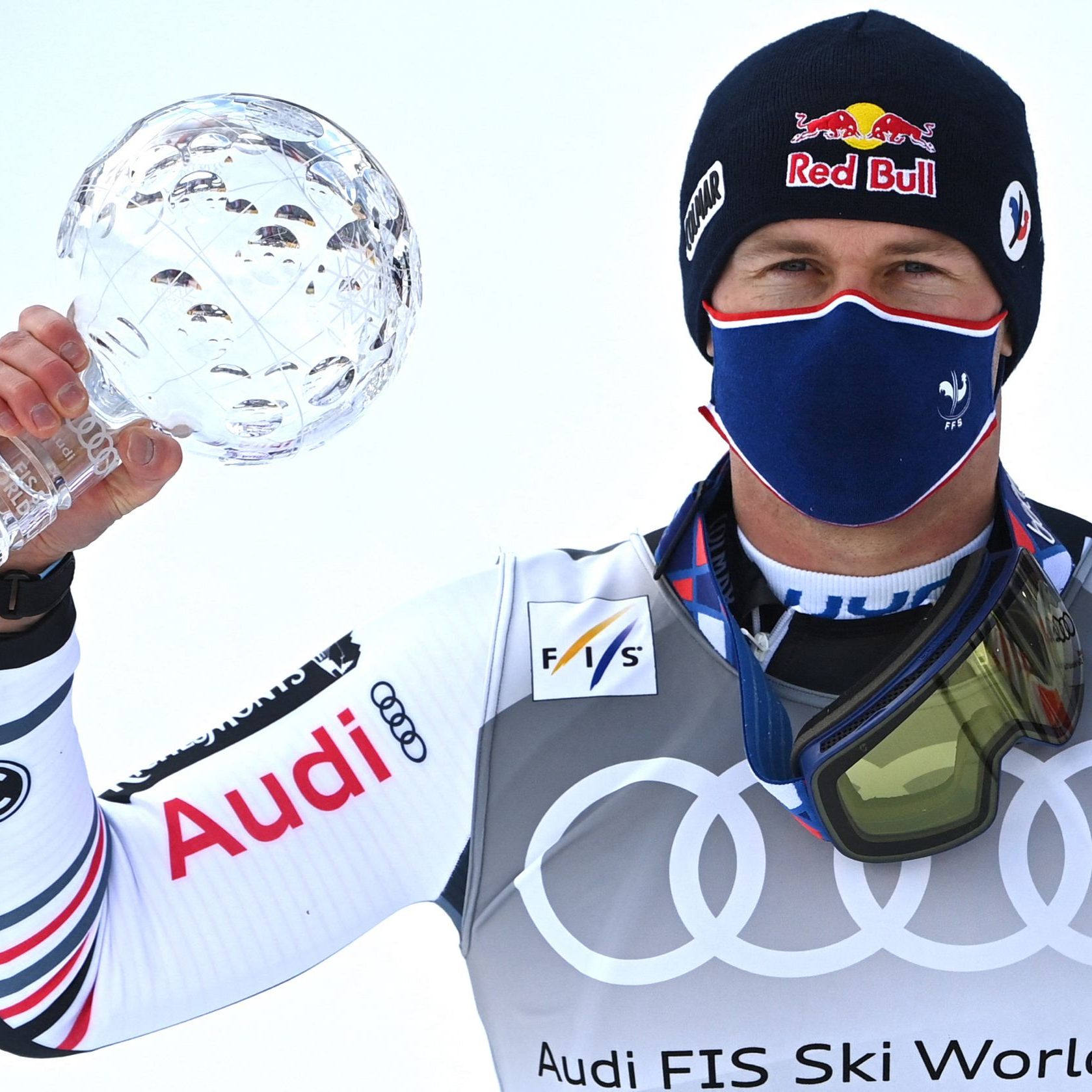 Alexis Pinturault holt sich den Gesamtweltcup.