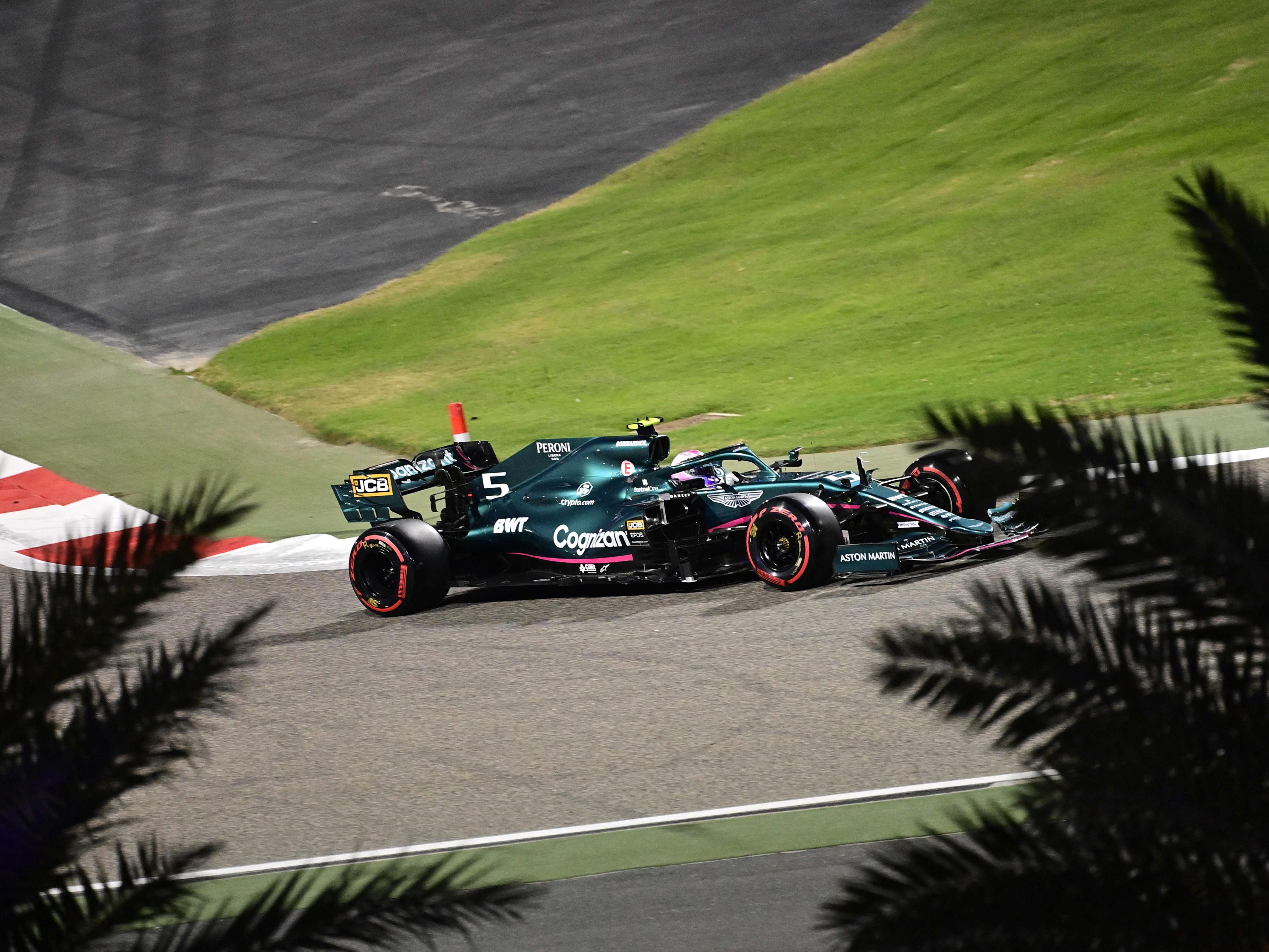 Vettel wurde strafversetzt. Vettel wurde strafversetzt.