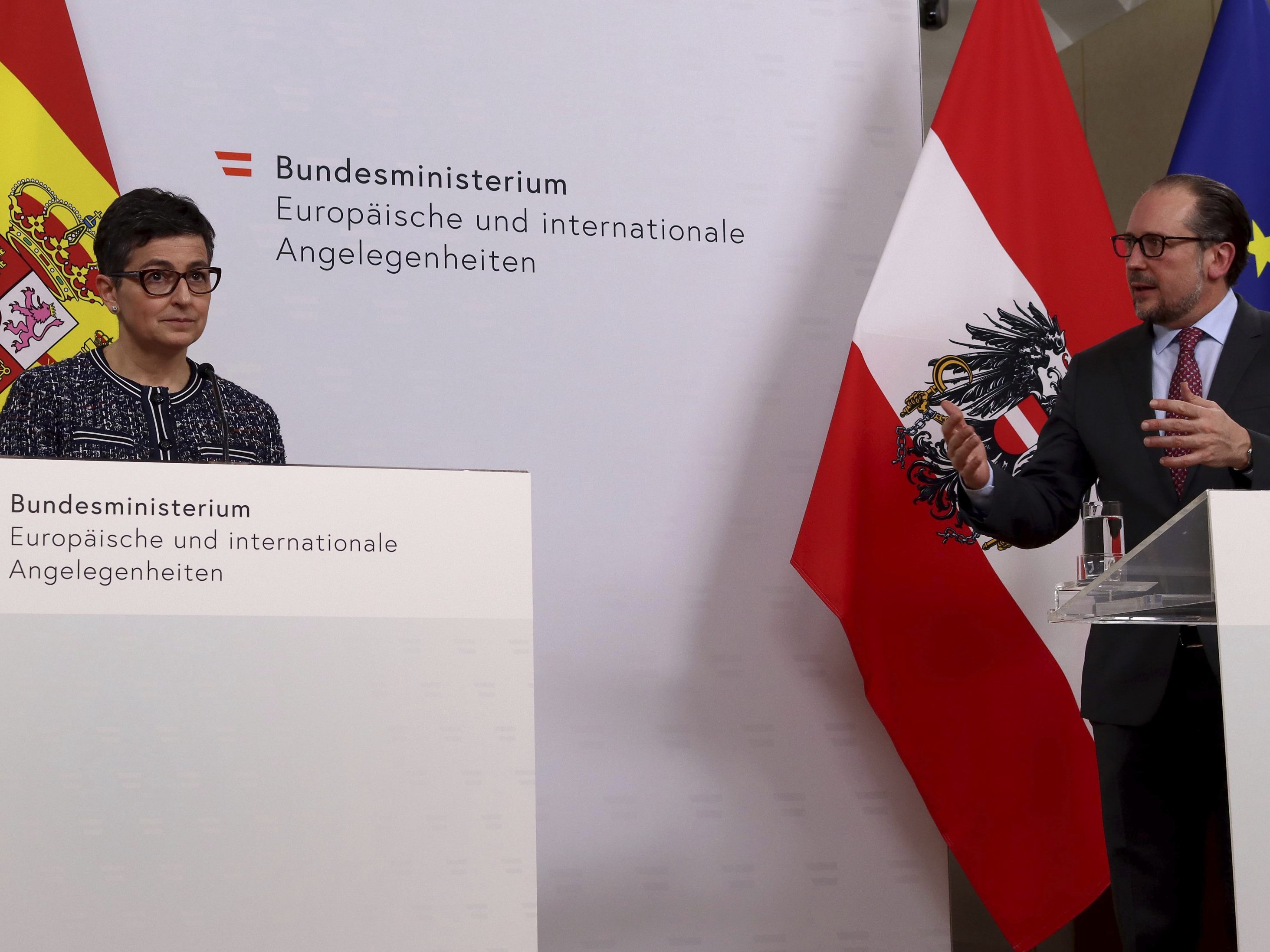 Arancha González Laya und Alexander Schallenberg für europäische Lösungen. Arancha González Laya und Alexander Schallenberg für europäische Lösungen.